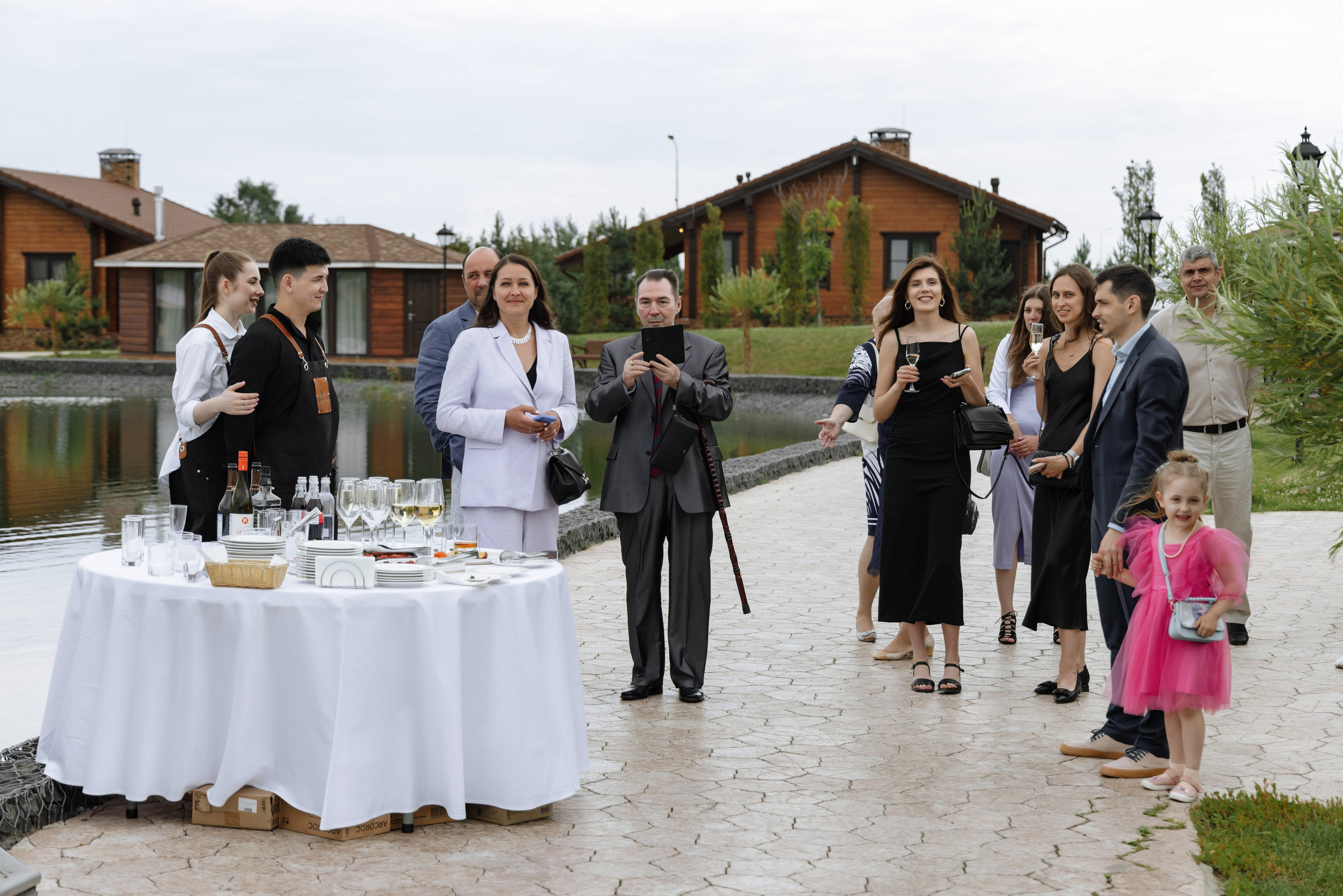 Стильное свадебное платье. Свадебный фотограф и видеограф в Москве, Виктор Архилюк