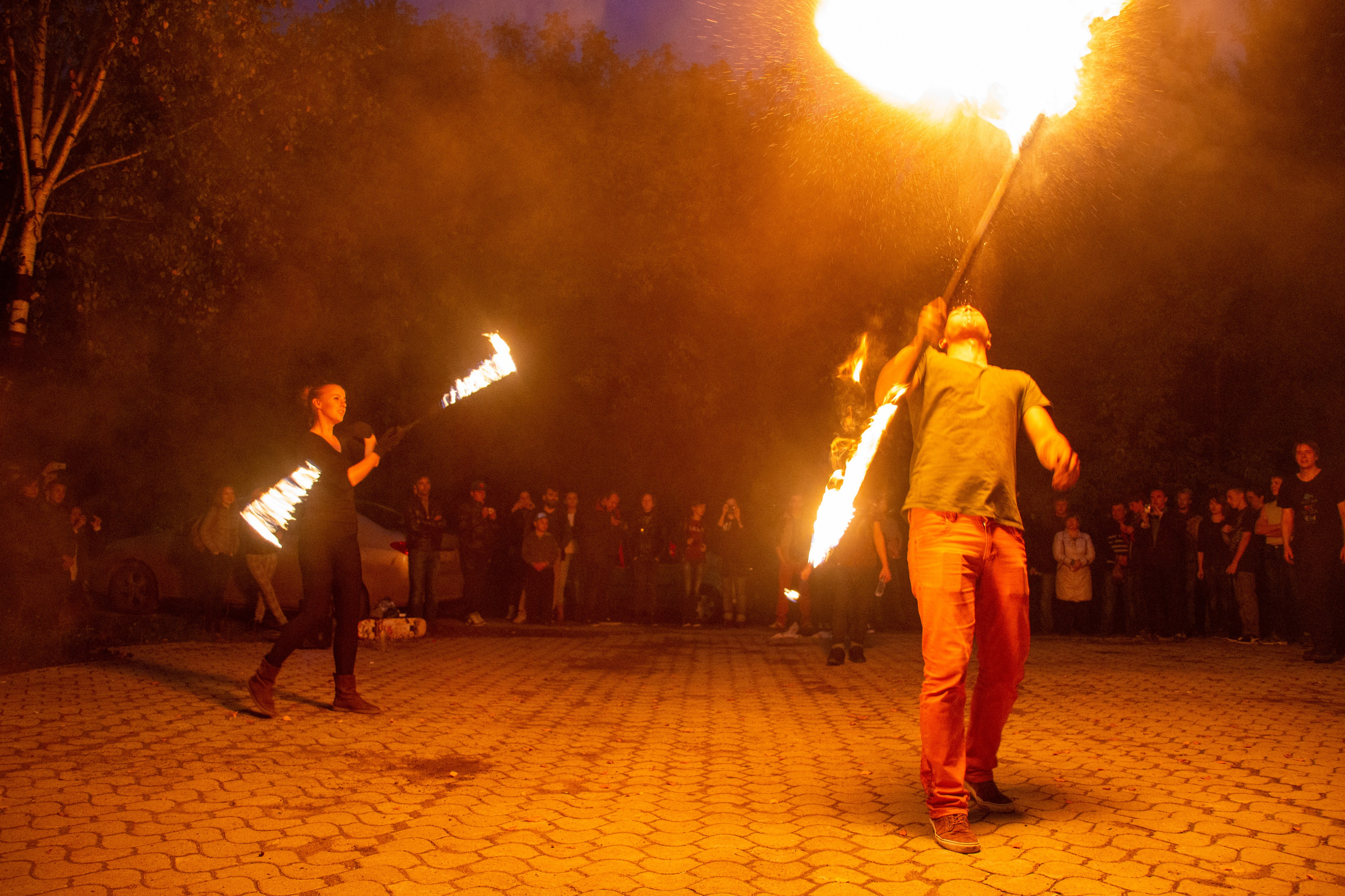 Огненное шоу в Перми. Фотограф Никита Попов. Фотограф Пермь. Фотосессия в фотостудии Перми и на свежем воздухе