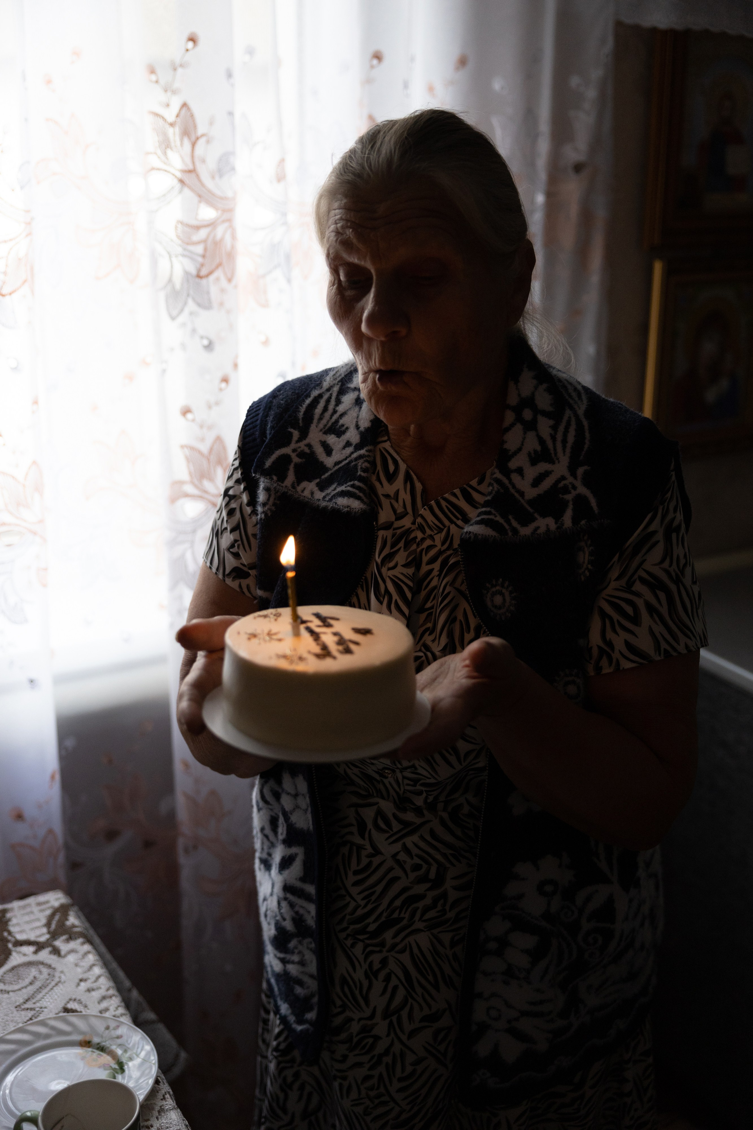 Аня и бабушка. Семейный фотограф Губкин/Старый Оскол