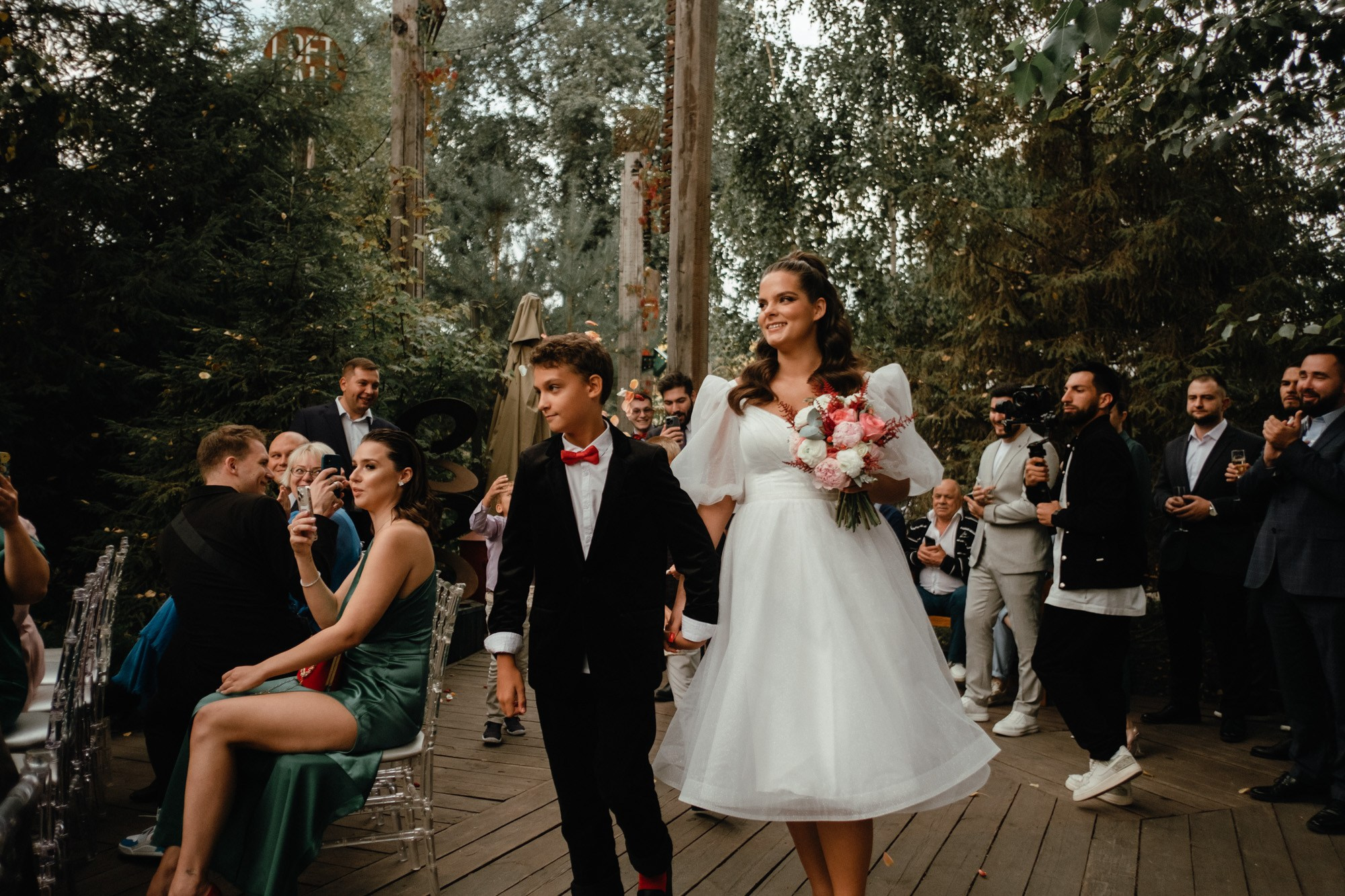 Позовем всех?. Свадебный фотограф Александра Тюлякова