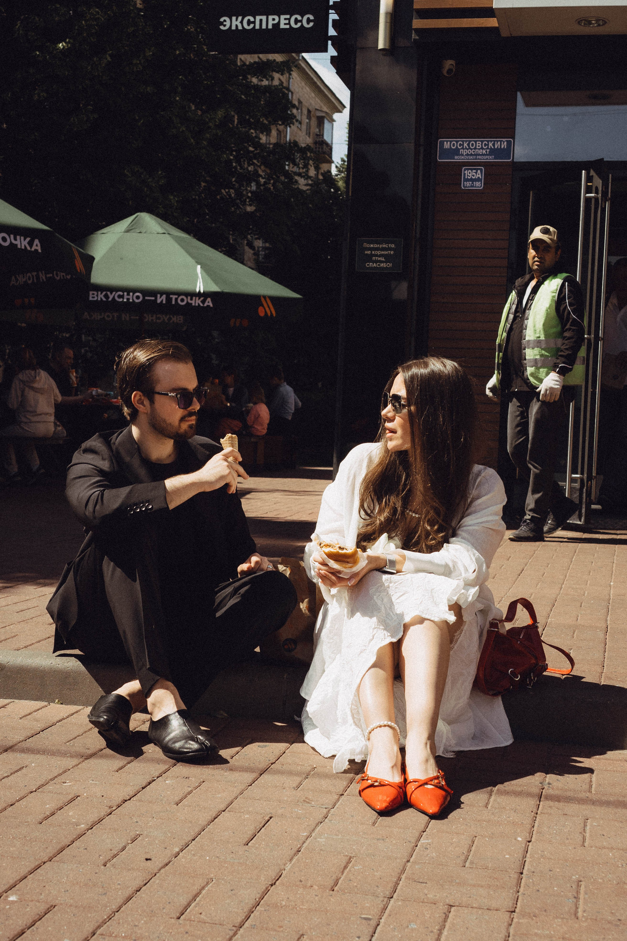 СВАДЕБНАЯ СЬЕМКА В ПАРКЕ ПОБЕДЫ И ПРОГУЛКА ПО МОСКОВСКОМУ ПРОСПЕКТУ. Профессиональный фотограф, Санкт-Петербург — Виктория Богомолова