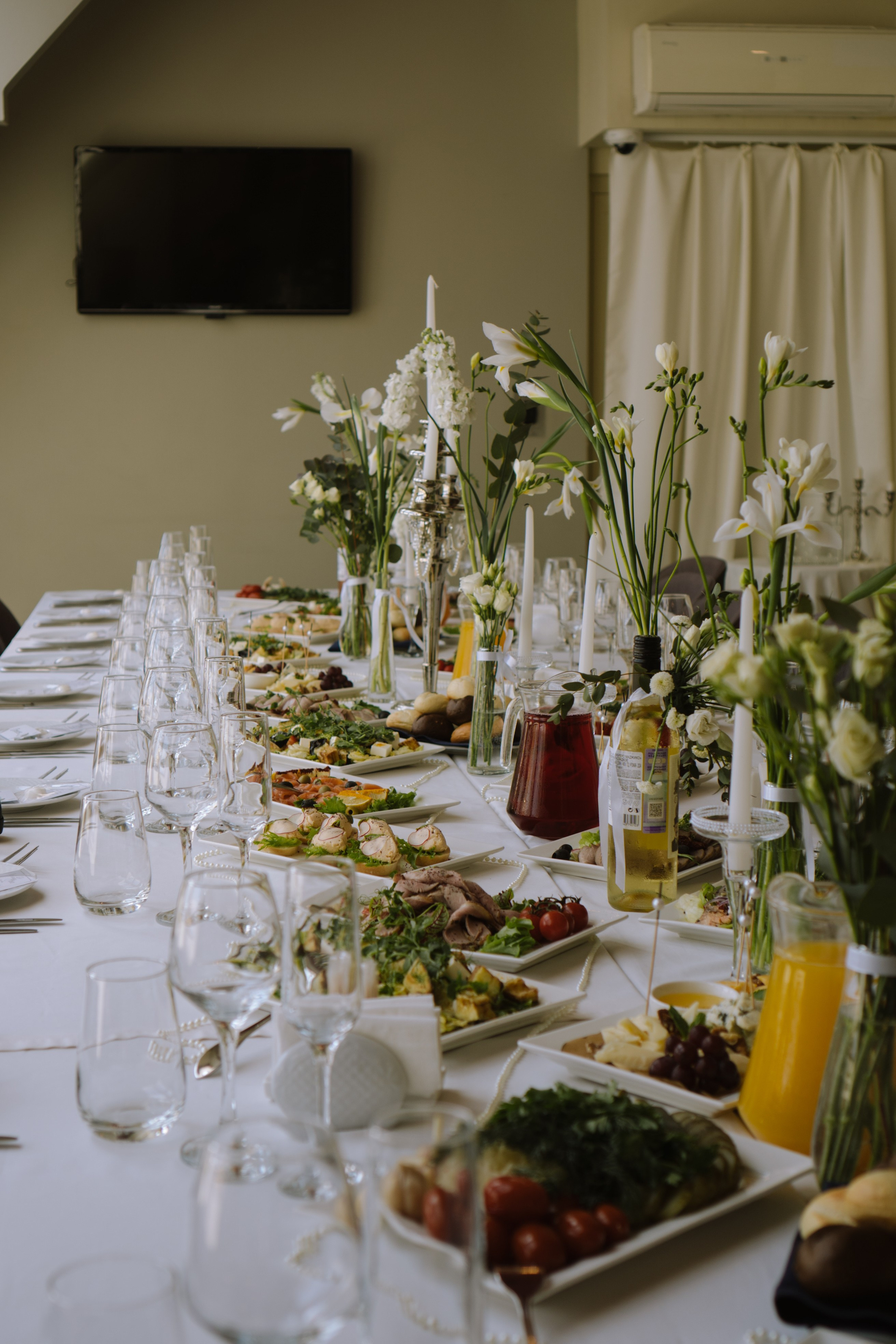 КАМЕРНАЯ СВАДЬБА СЬЕМКА БАНКЕТА (2 ЧАСА). Профессиональный фотограф, Санкт-Петербург — Виктория Богомолова