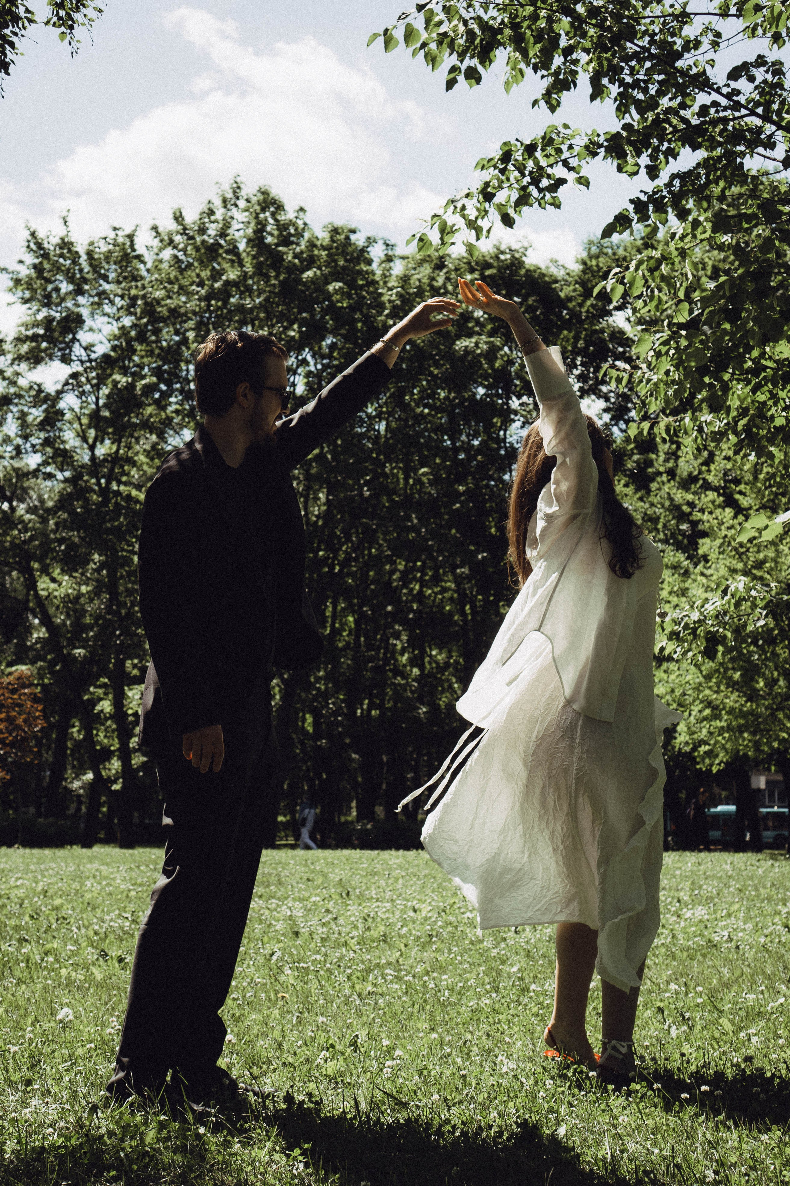 СВАДЕБНАЯ СЬЕМКА В ПАРКЕ ПОБЕДЫ И ПРОГУЛКА ПО МОСКОВСКОМУ ПРОСПЕКТУ. Профессиональный фотограф, Санкт-Петербург — Виктория Богомолова