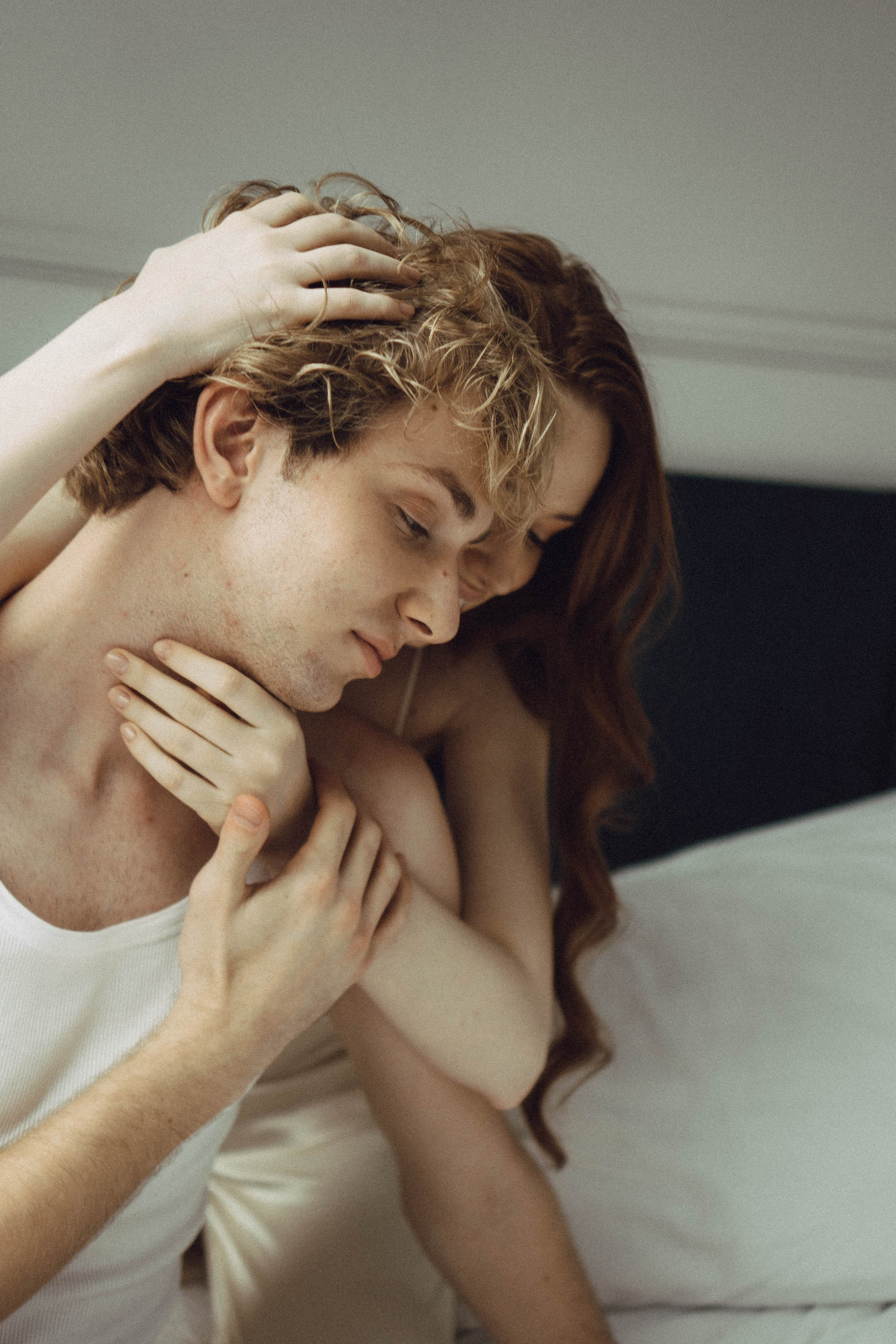 СВАДЕБНАЯ СЬЕМКА В ОТЕЛЕ. СБОРЫ ЖЕНИХА И НЕВЕСТЫ И ТАКЖЕ ТОР И ПОДГОТОВКА К ПРОГУЛКЕ. Профессиональный фотограф, Санкт-Петербург — Виктория Богомолова