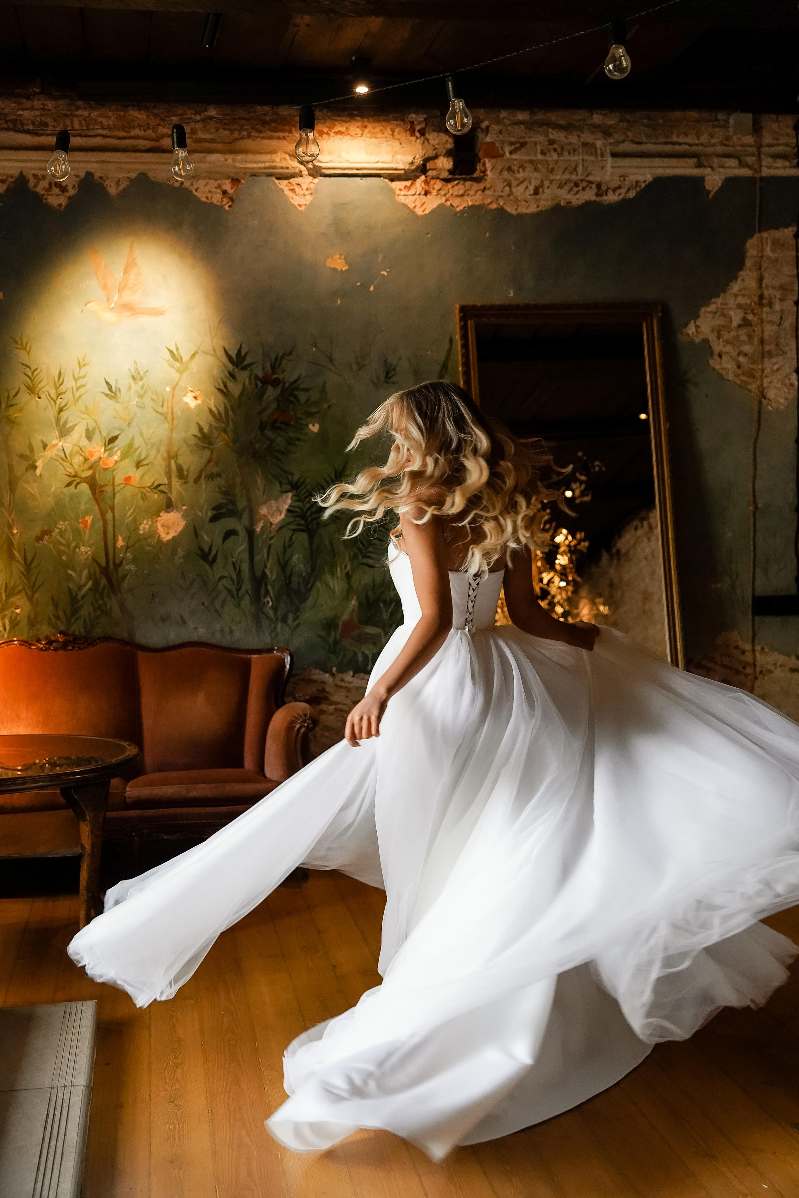 Mille Bride. AMODEO STUDIO