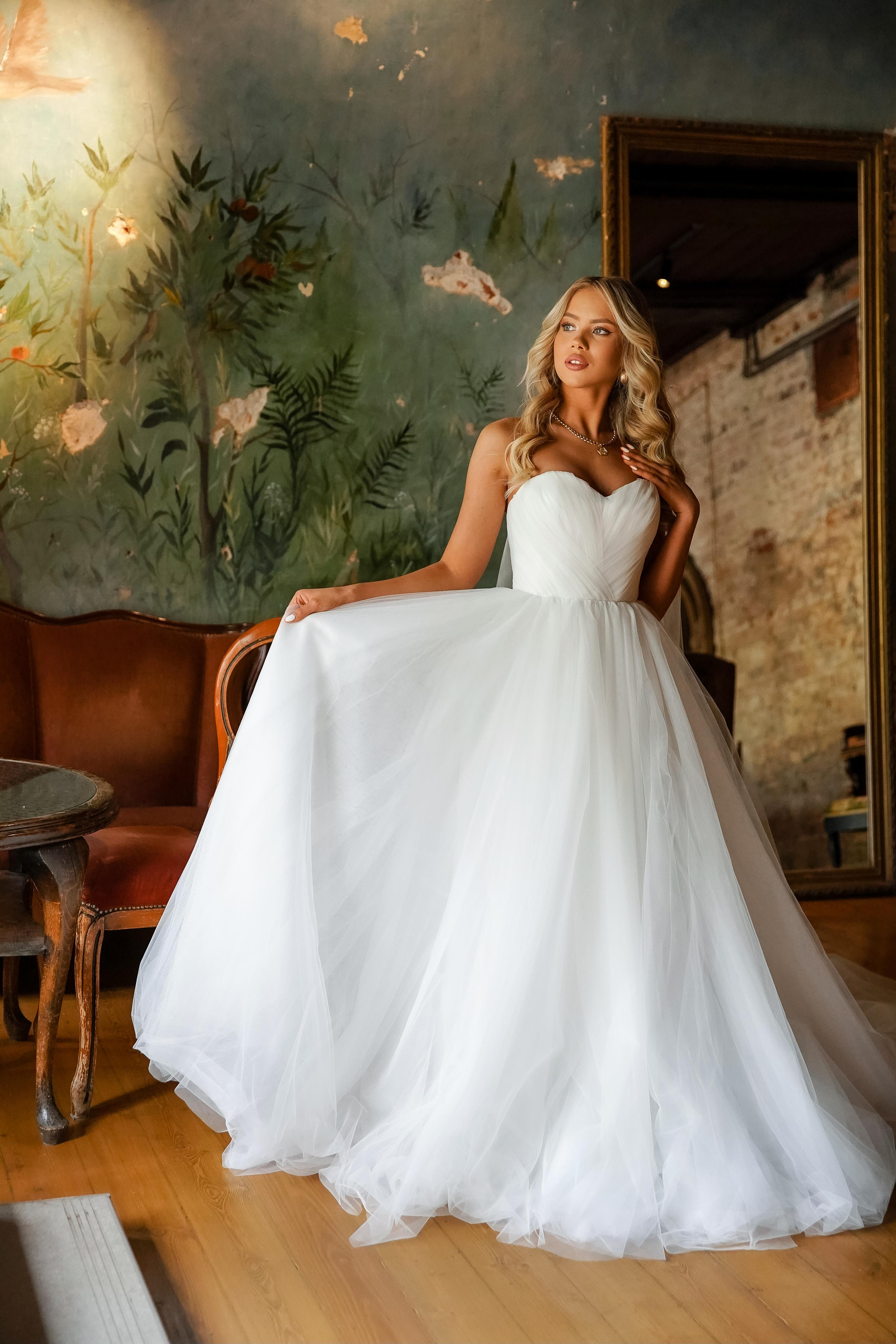 Mille Bride. AMODEO STUDIO