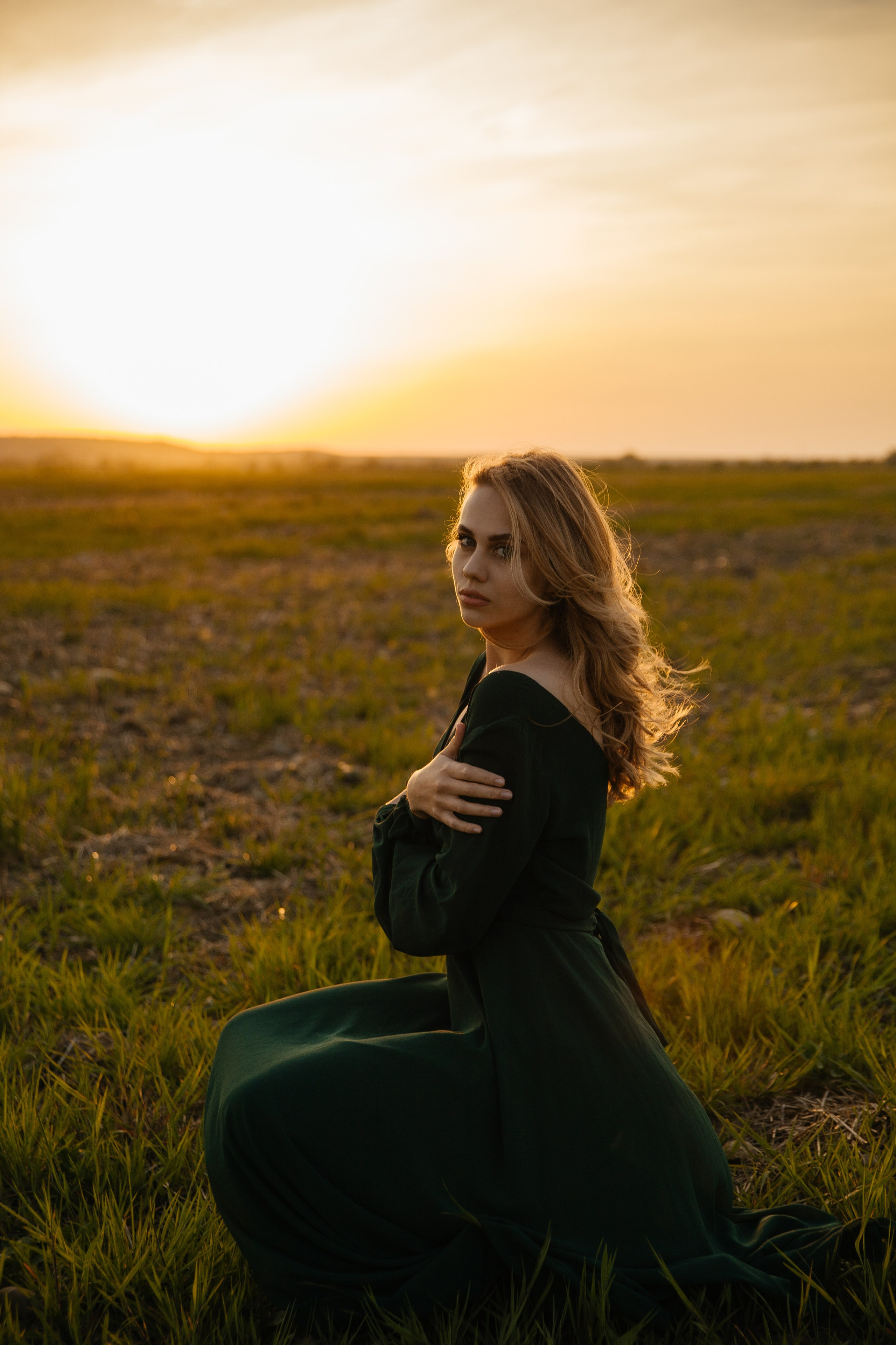 Екатерина, съемка в поле. Семейный и конный фотограф в Краснодарском крае и Адыгее