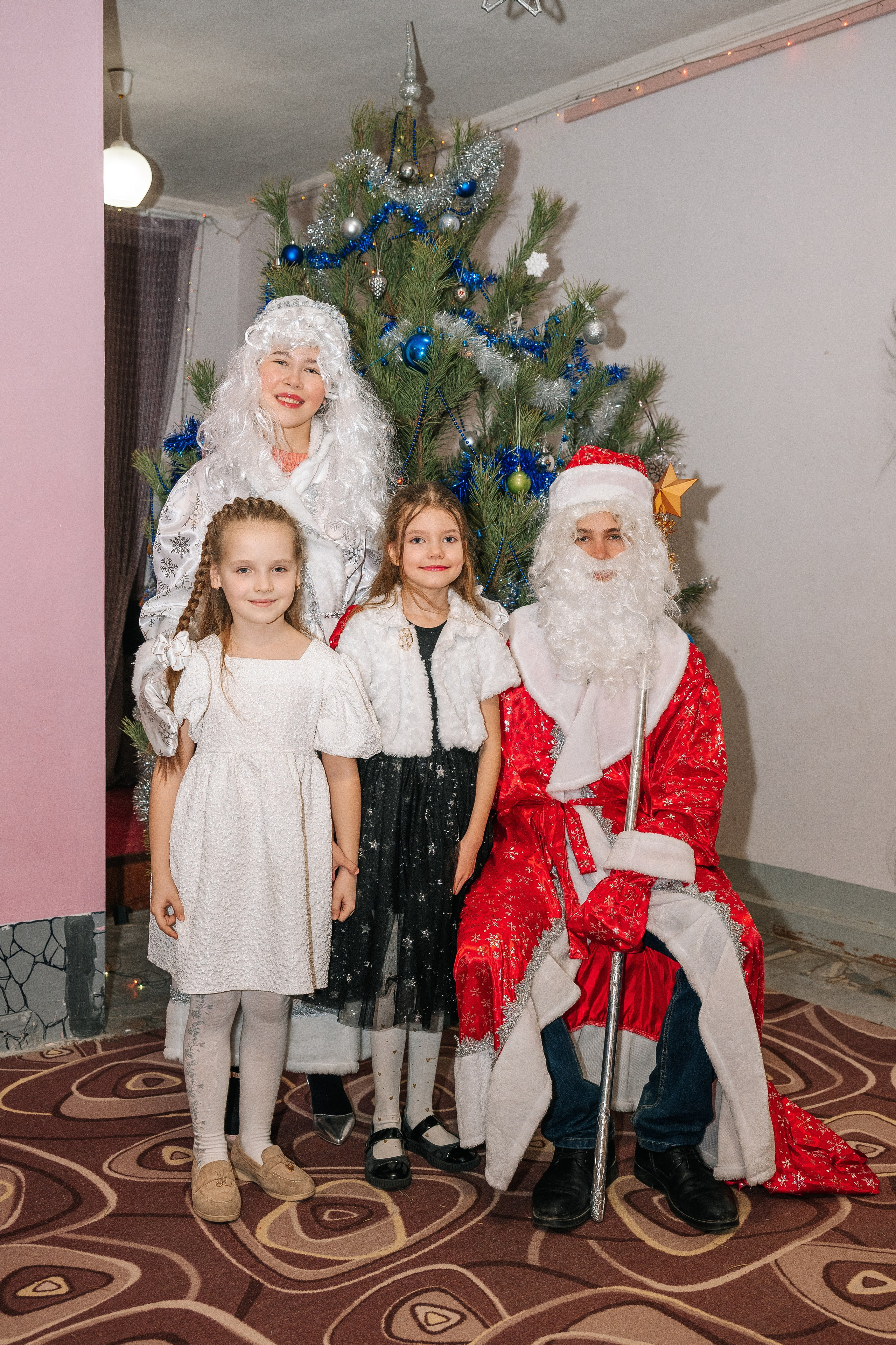 Новогодняя ёлка 2026. Семейный клуб «Открытый город»