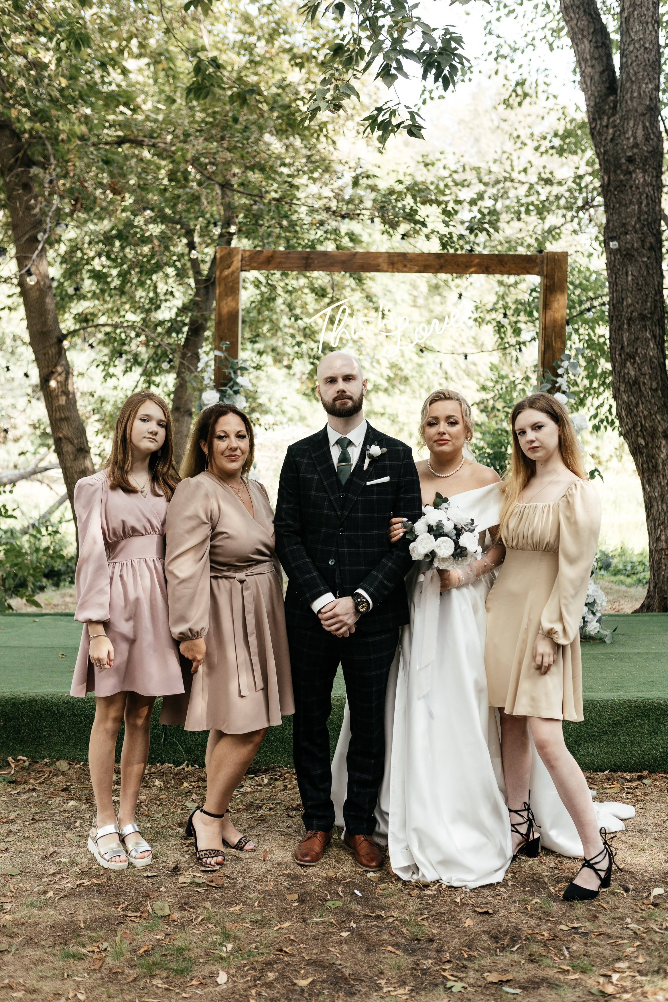 Свадебный фотограф Уфа — Руслан ГабдлисламовЖивые эмоции, красивые кадры, воспоминания на всю жизнь.Работаю по всей Республике Башкортоста. Свадебный фотограф Уфа Руслан Габдлисламов