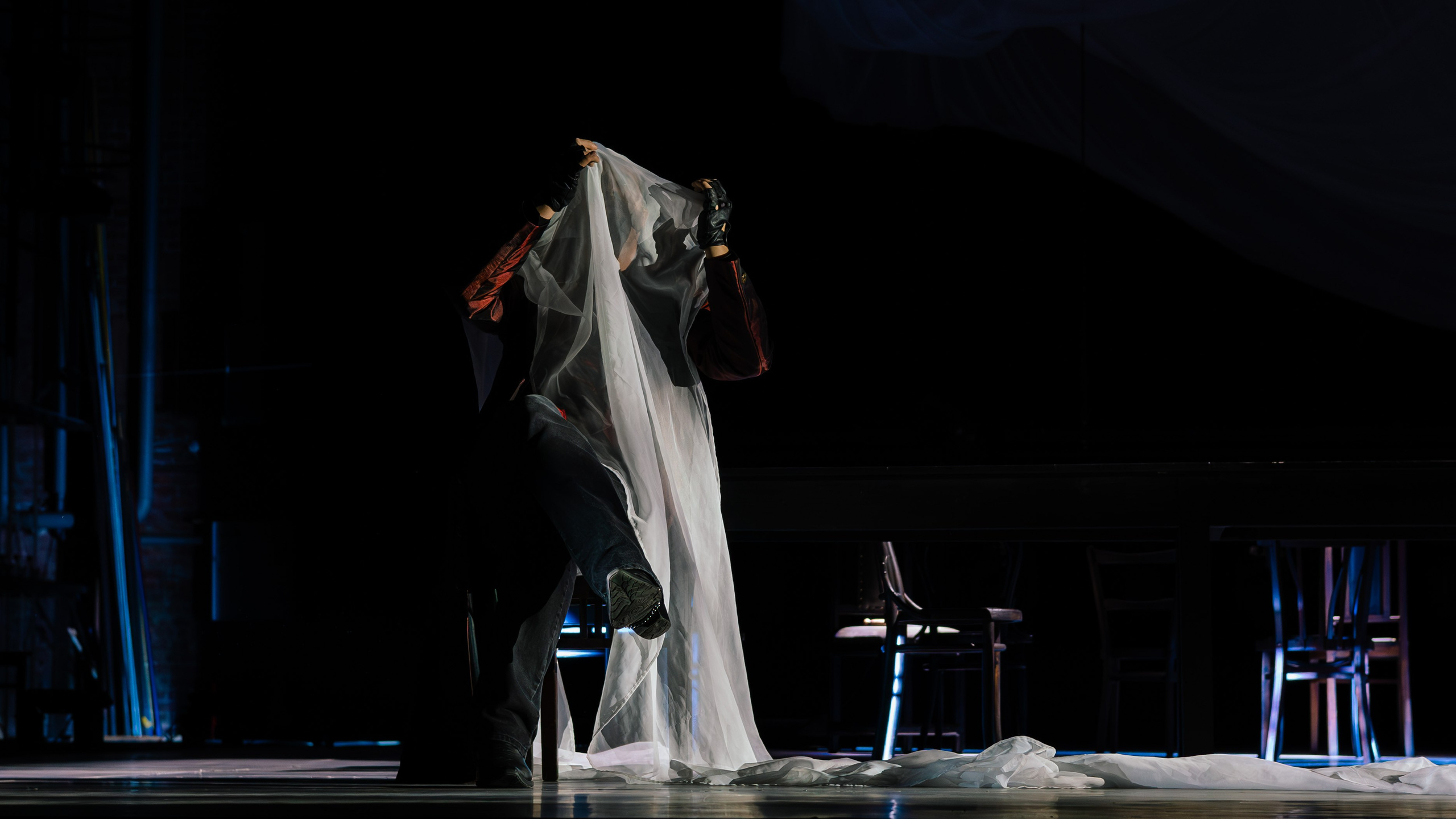 Театр Юного Зрителя «Маленькие трагедии». Фотограф Марк Файзулин