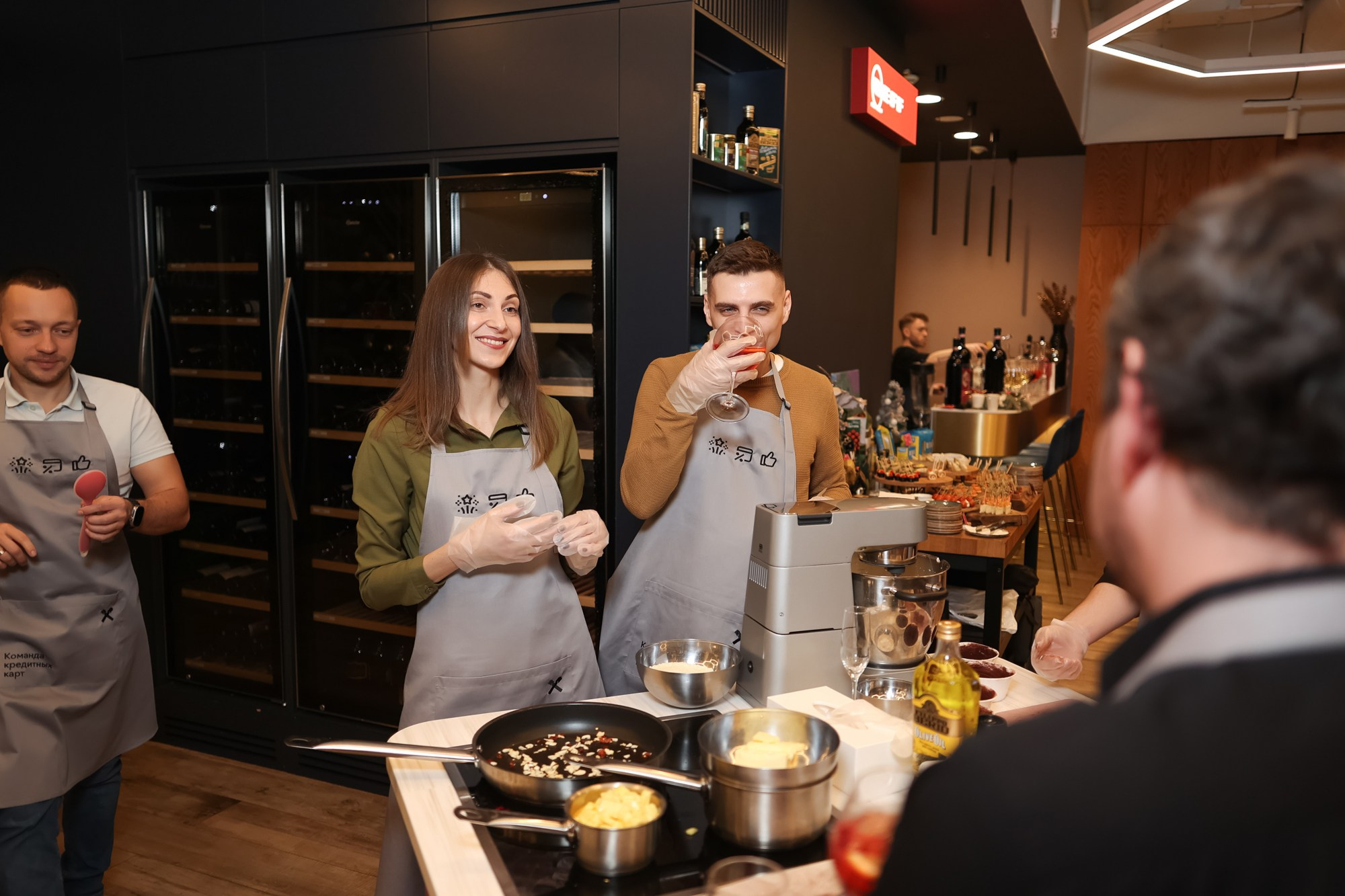 Кулинарный мастер-класс. Репортажный фотограф видеограф в Москве Ольга Плаксина