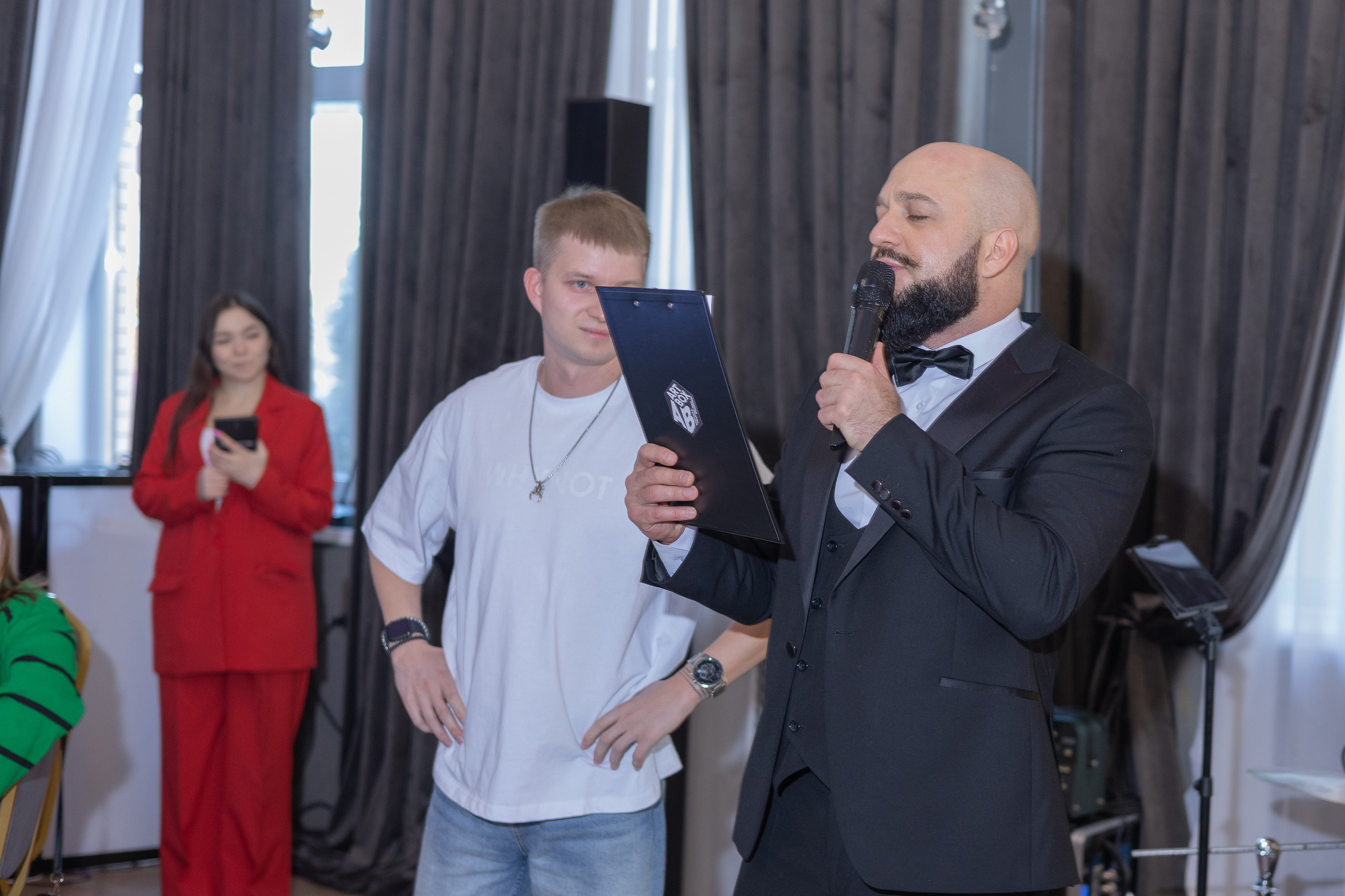 Свадебное чаепитие для молодоженов