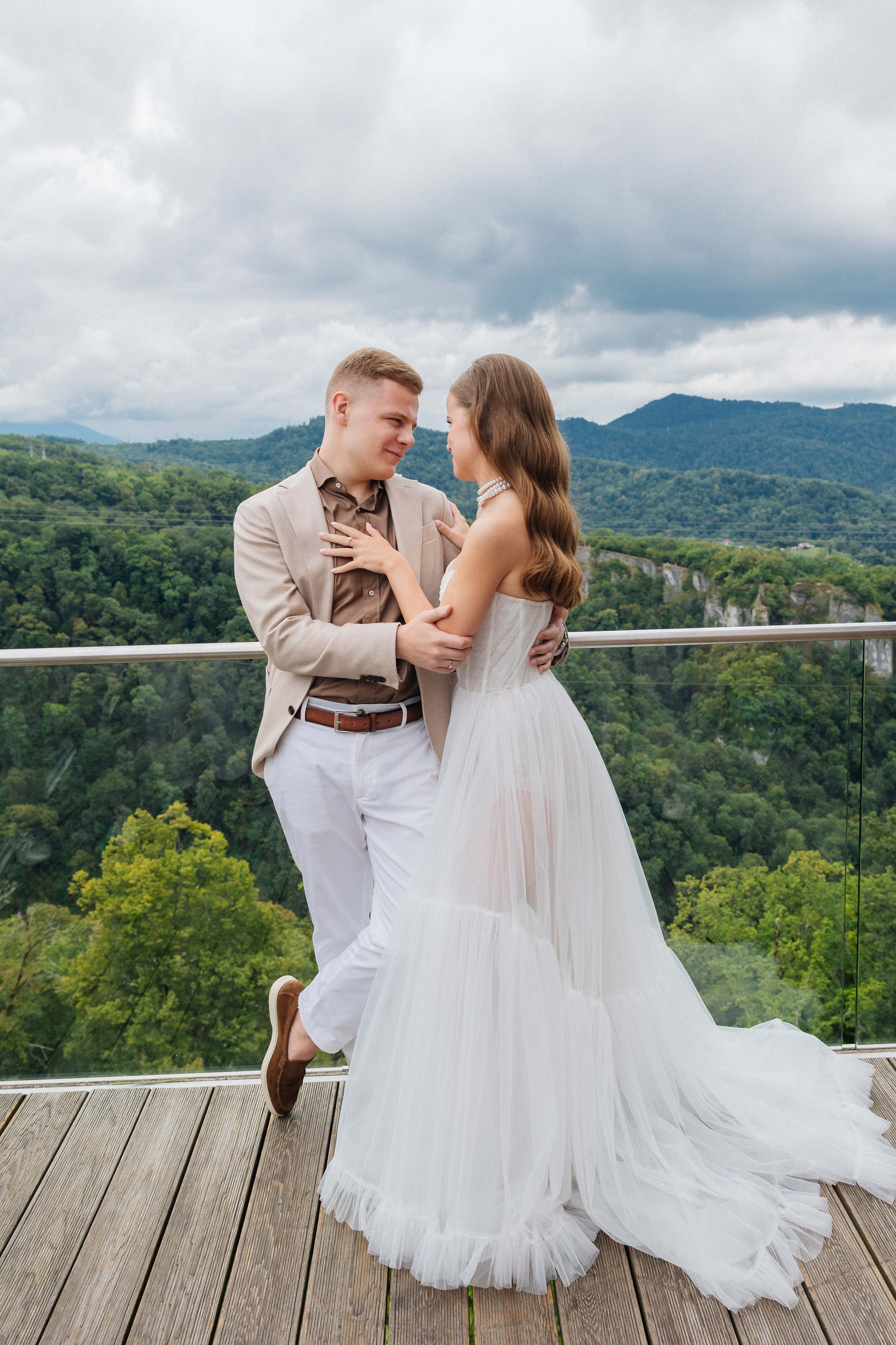 Счастье в горах. Фотограф Аделина Raw