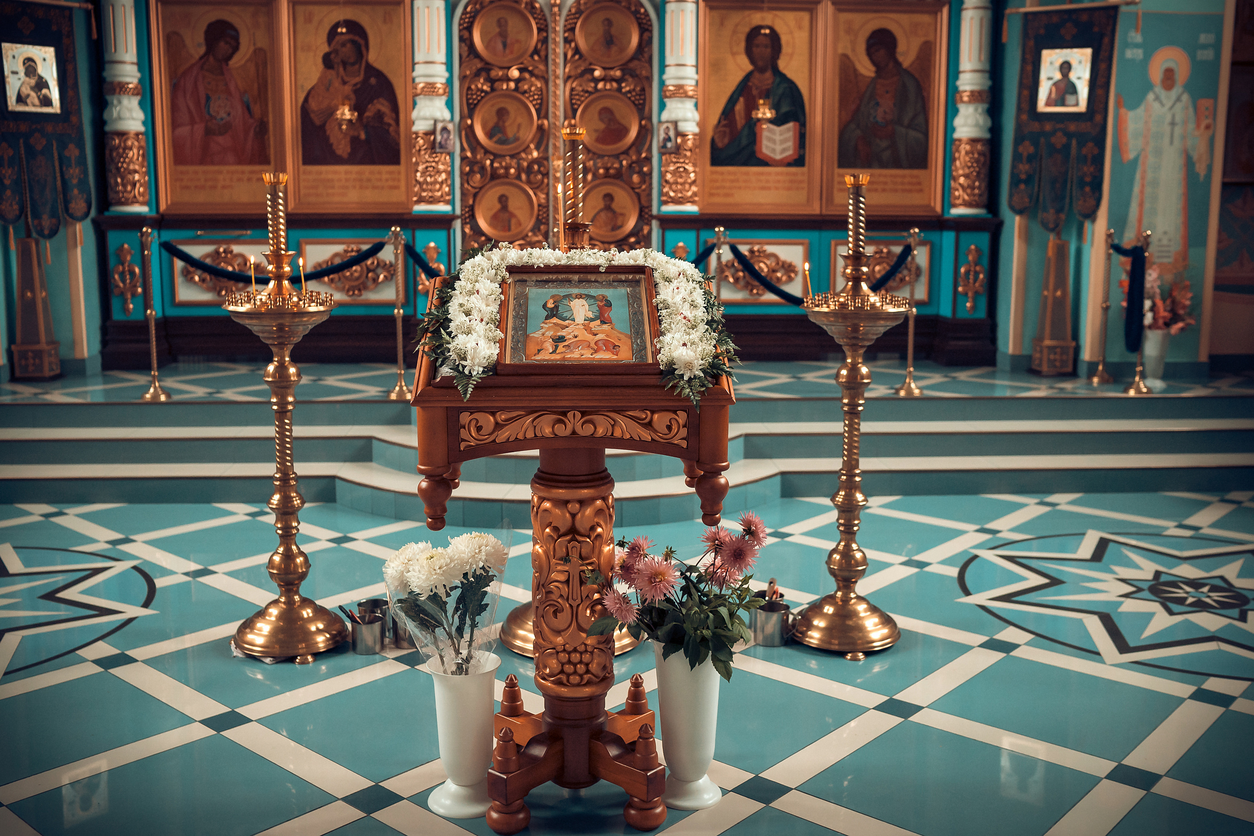 Храмы и церкви в Красноярске и Красноярском крае. Фотограф на Крещение и Венчание в Красноярске Рамазанова Юлия