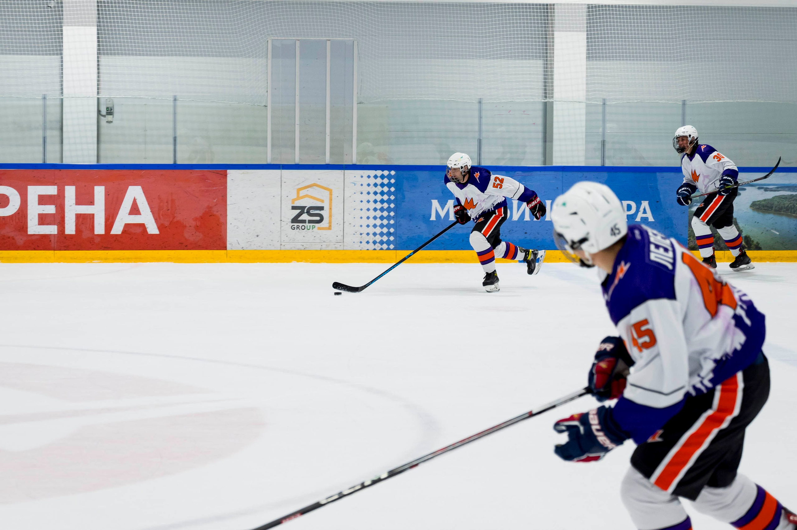 Хоккейный матч корпоративной команды Зарубежнефть. Репортажный фотограф и видеограф Слава Думчев. Тимбилдинги, отчетники, корпоративы