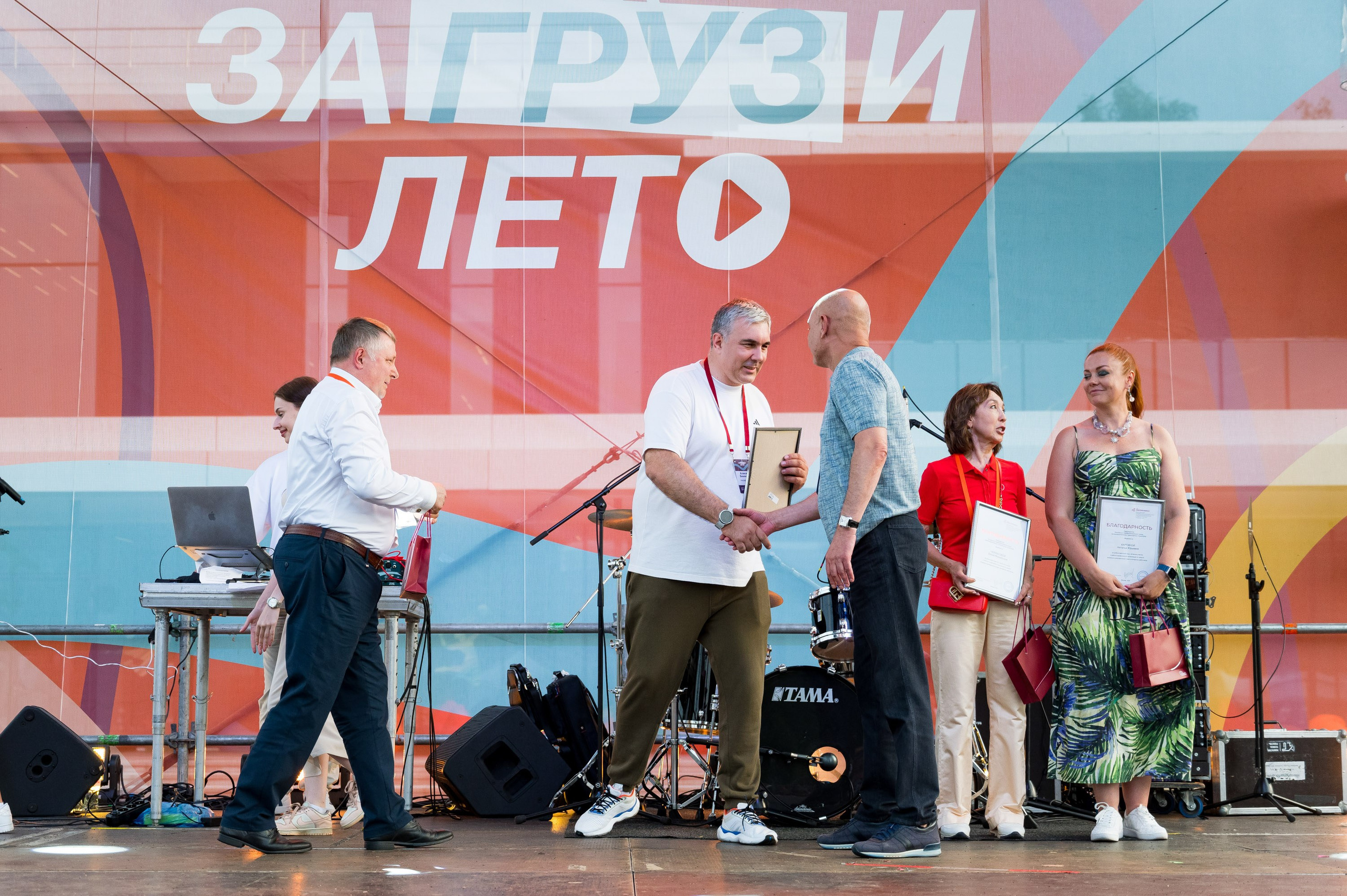 Летний корпоратив-тимбилдинг Первой Грузовой Компании. Репортажный фотограф и видеограф Слава Думчев. Тимбилдинги, отчетники, корпоративы