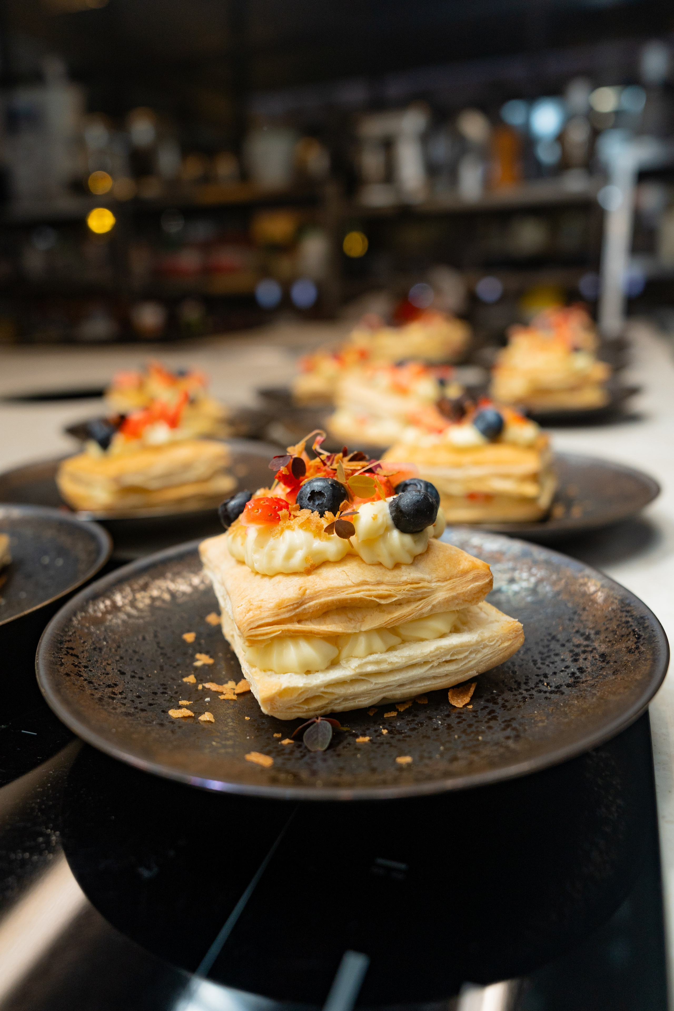 NOVIKOV SCHOOL — Умами зал. Фотограф Никита Комаров