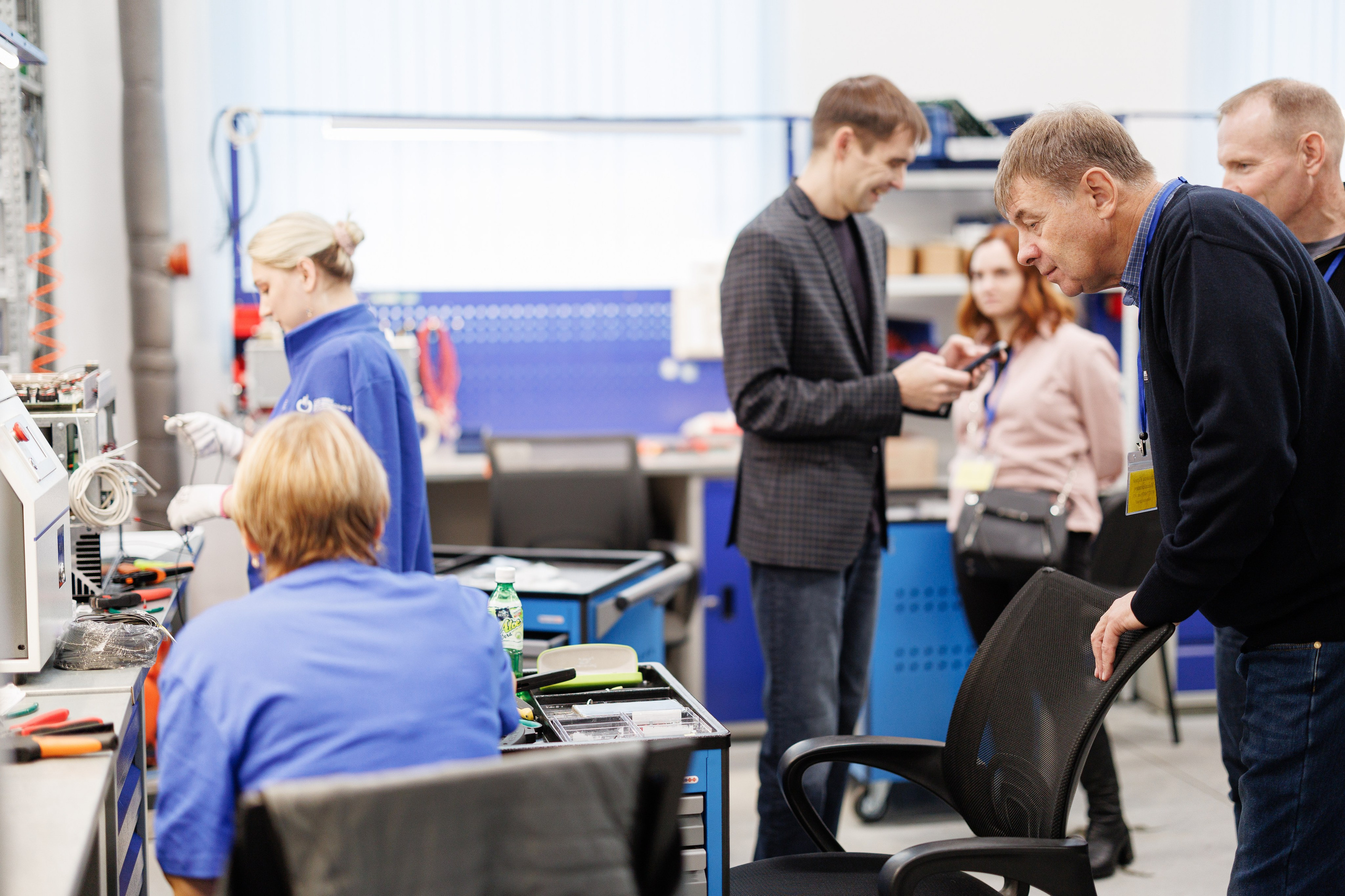 Вольтаг — Экскурсия по производству. Контент для бизнеса в Екатеринбурге Полдень Медиа