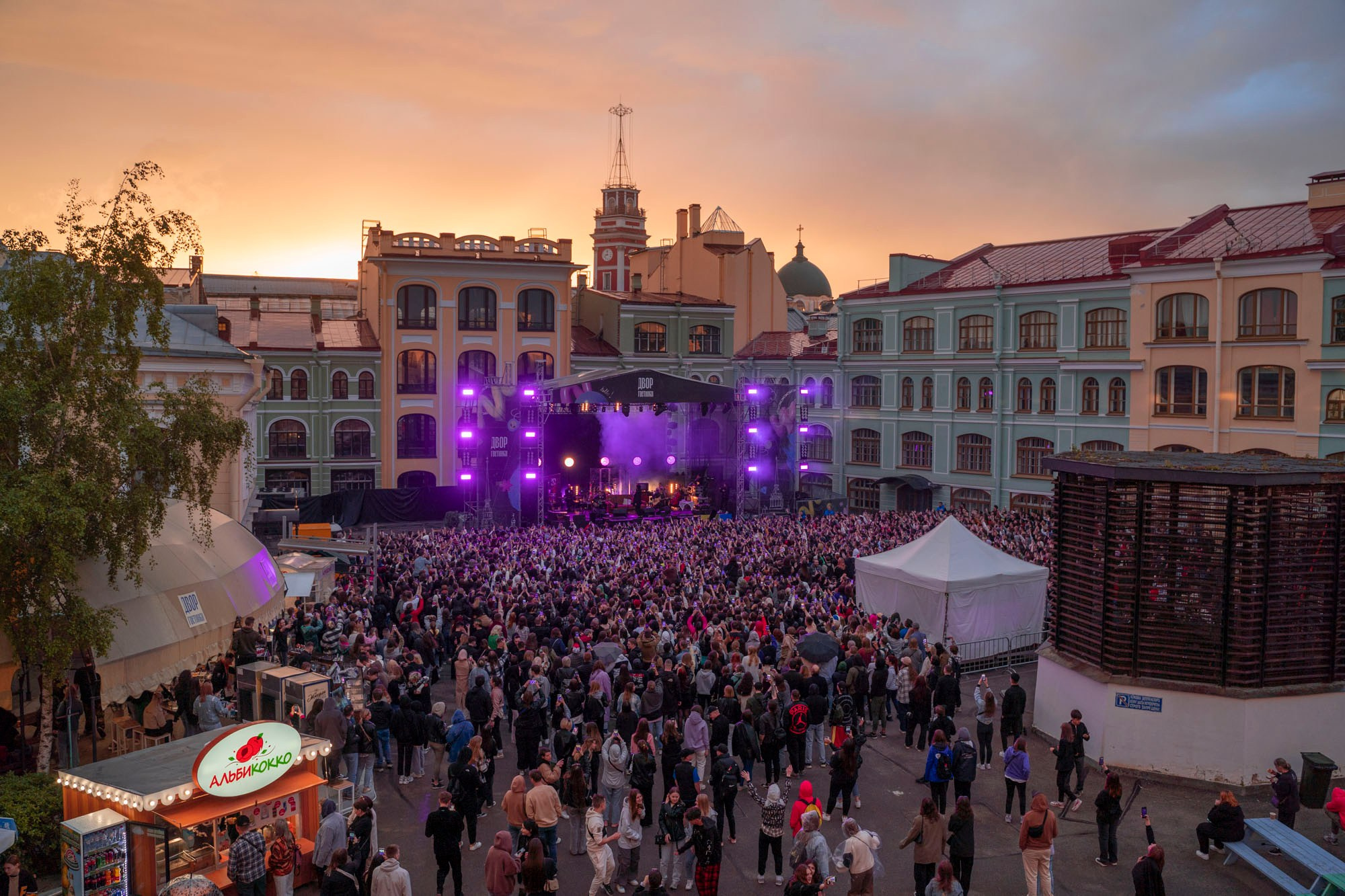 Фотограф Миланазавр