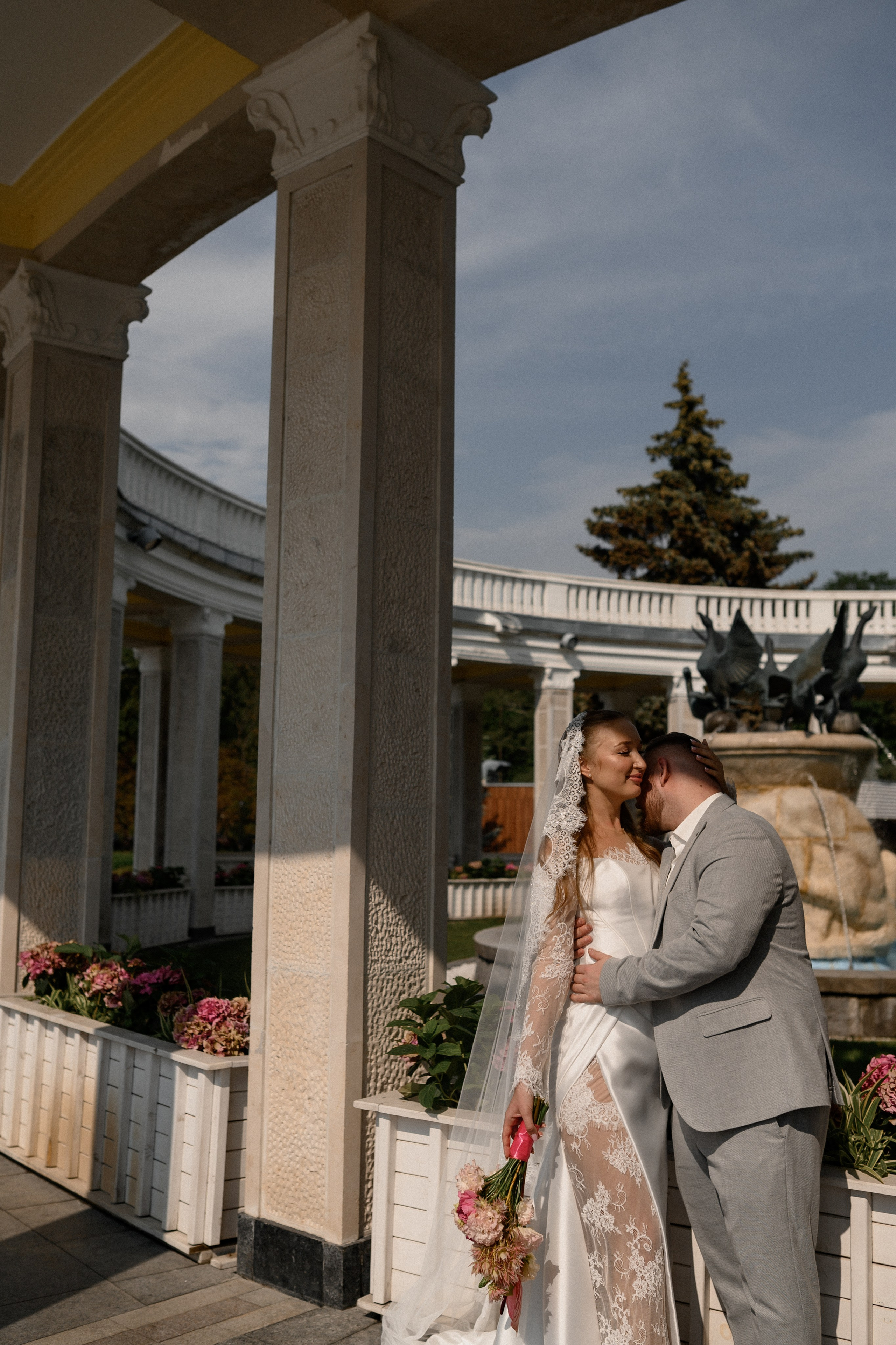 Денис и Даша. Северный речной вокзал. Семейный и свадебный lifestyle-фотограф в Москве Мария Петрова