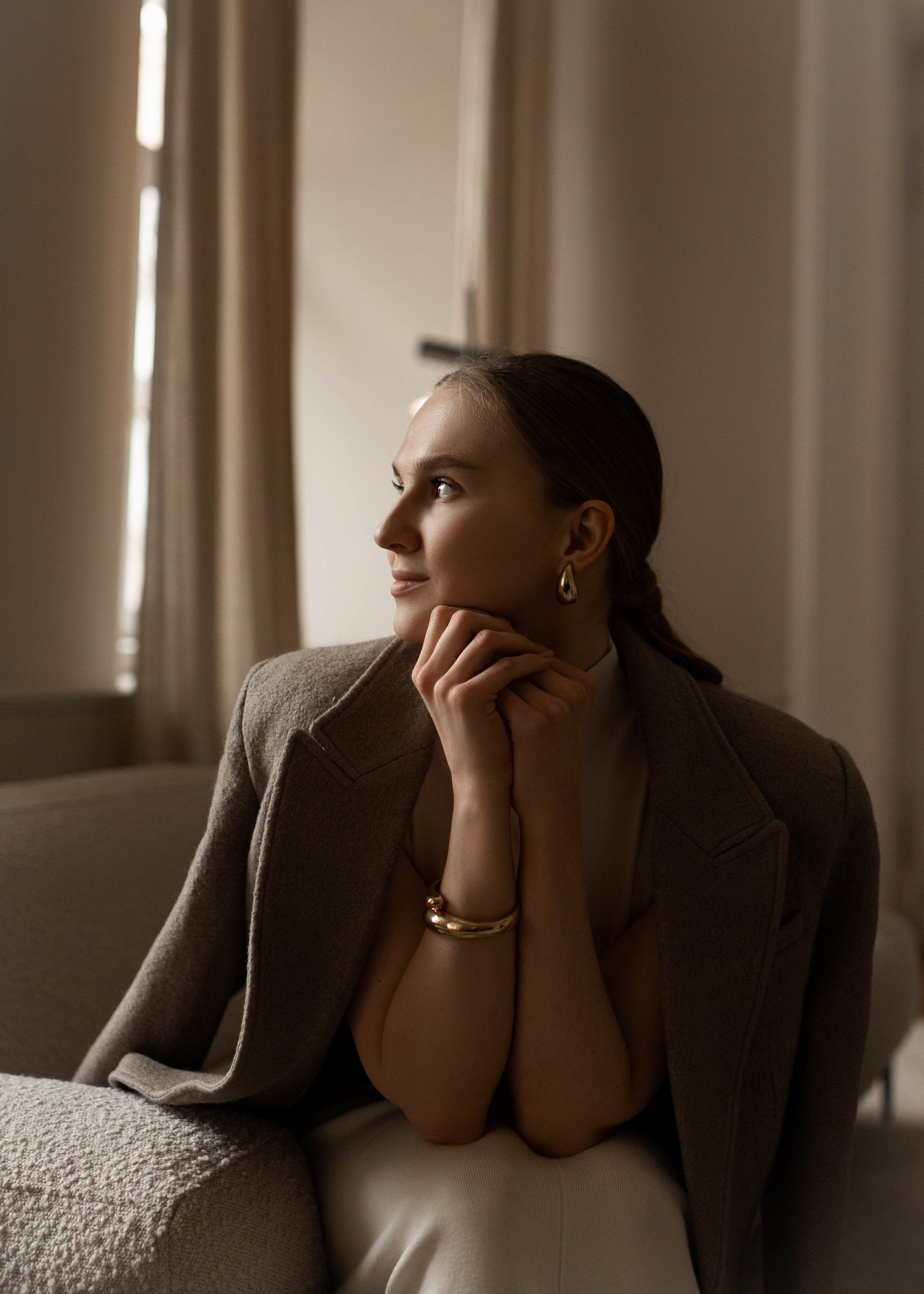 Портфолио со студийными съемками. Женский и свадебный фотограф Анастасия Митрохина