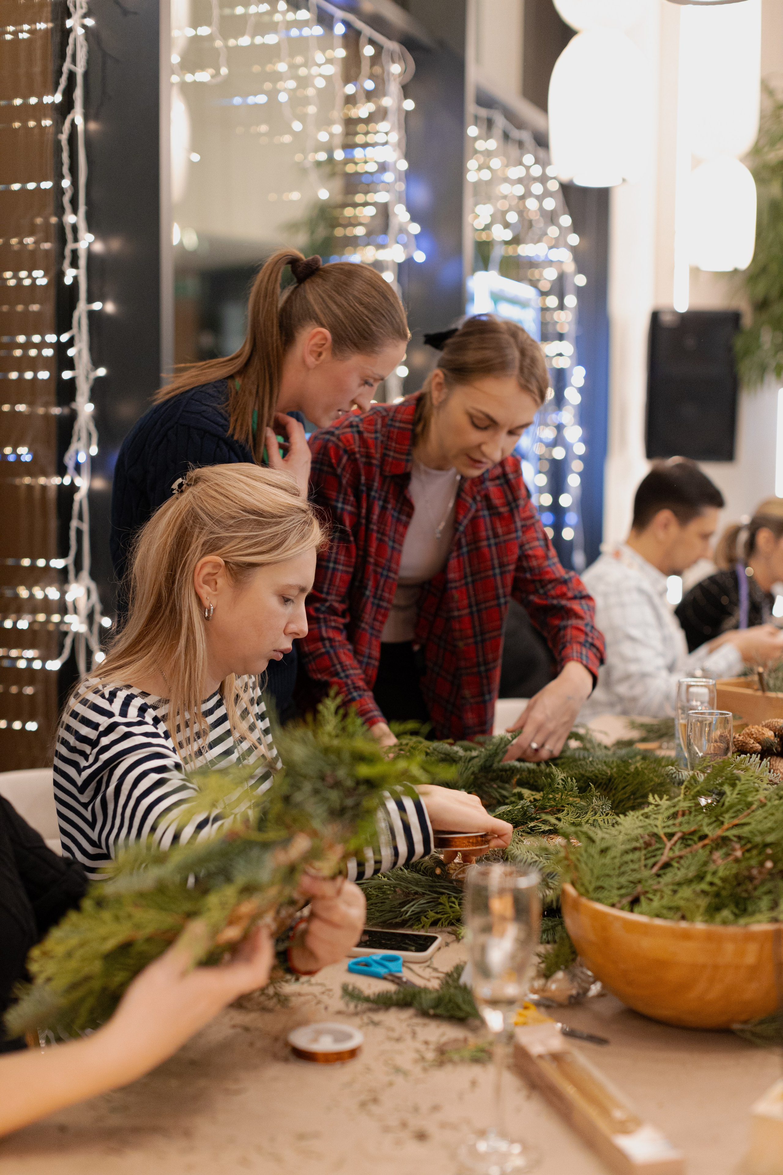 Мк свечи и венок (новогодний корпоратив). Анастасия Ракчеева Художник