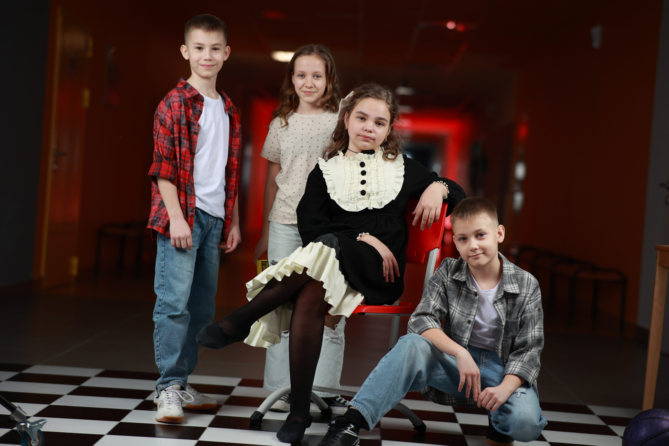 Школьная фотосессия 4 класс. Артём Печерин фотограф в Оленегорске