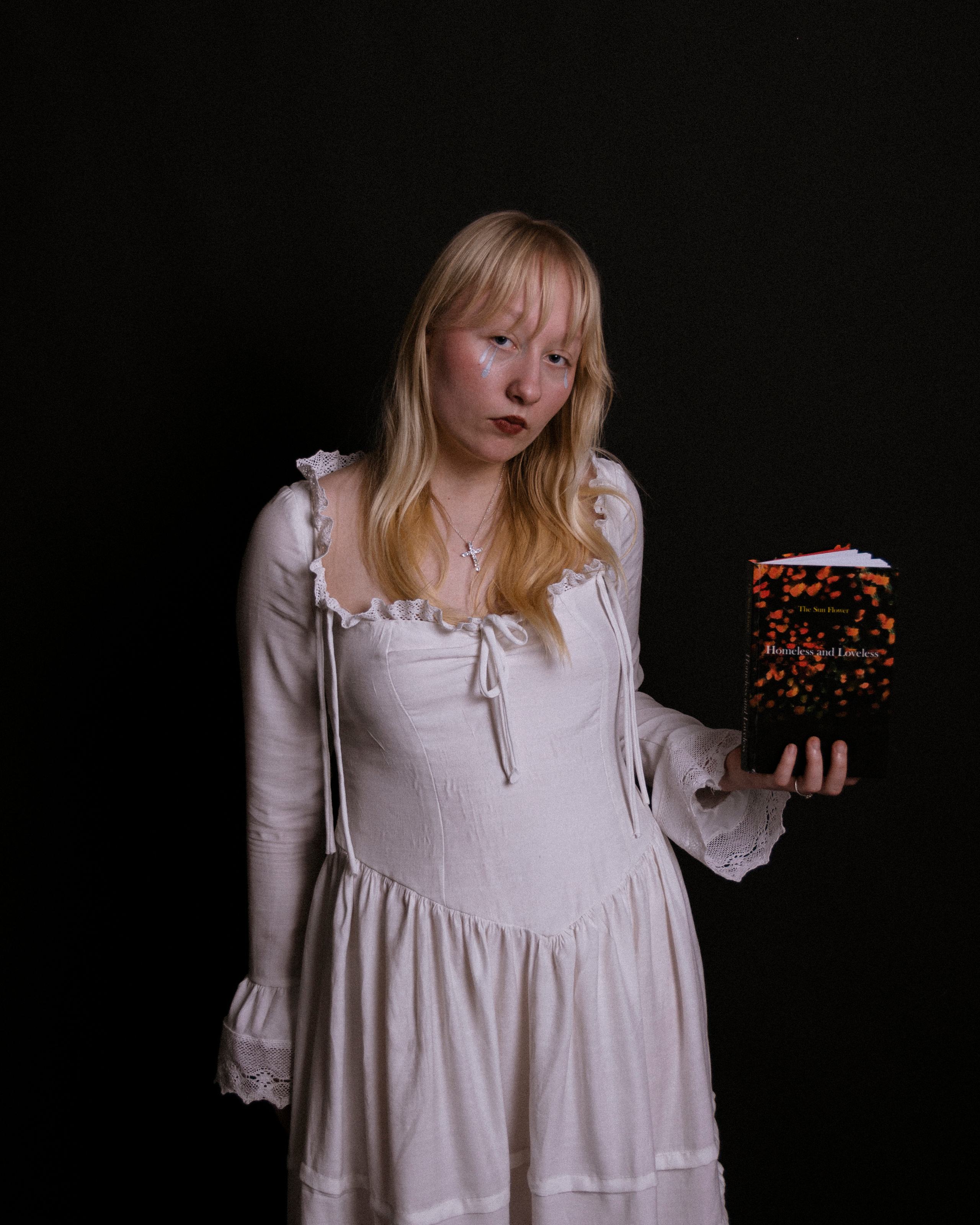 HOMELESS & LOVELESS | EVA STUDIO. Photographer Barcelona