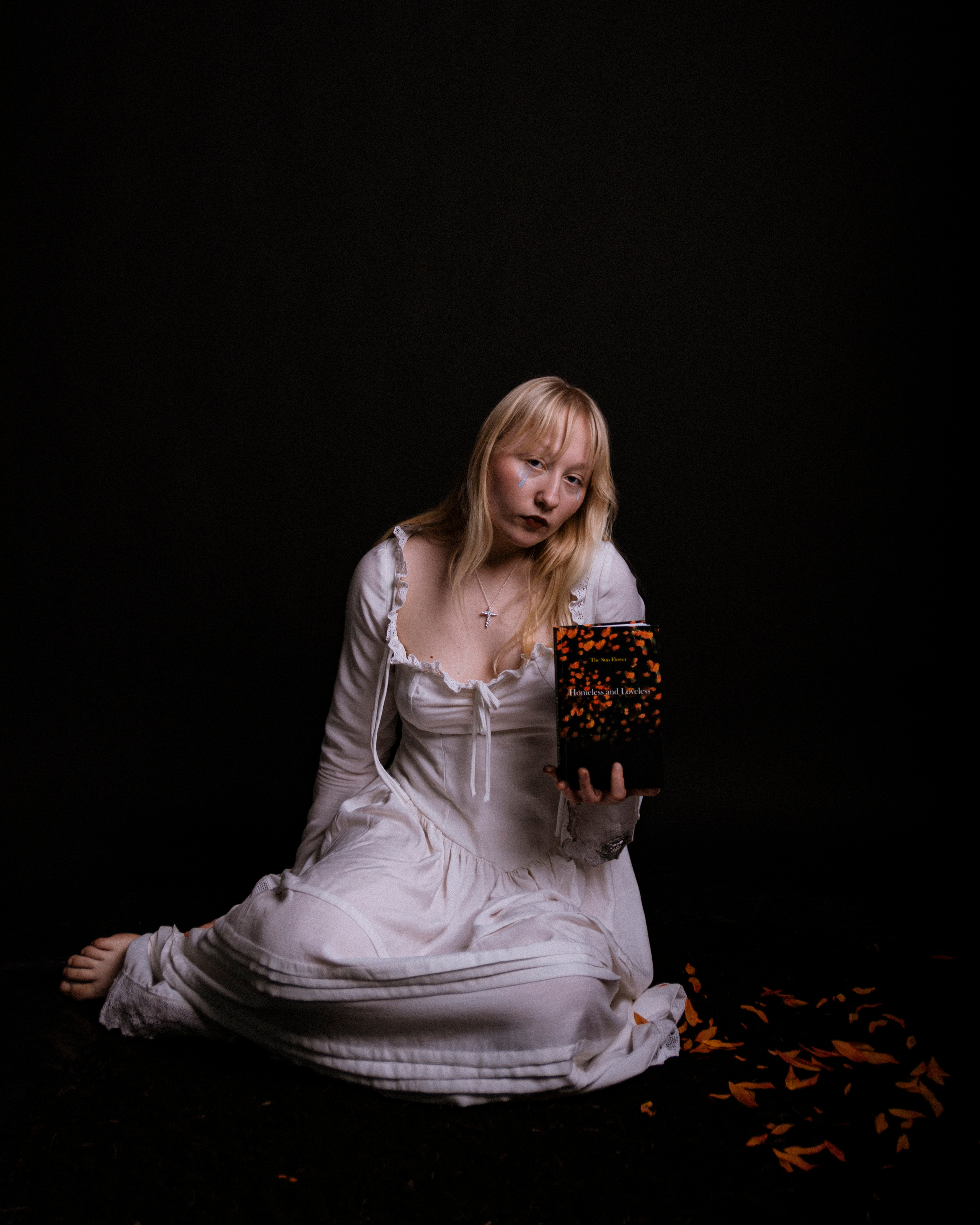 HOMELESS & LOVELESS | EVA STUDIO. Photographer Barcelona