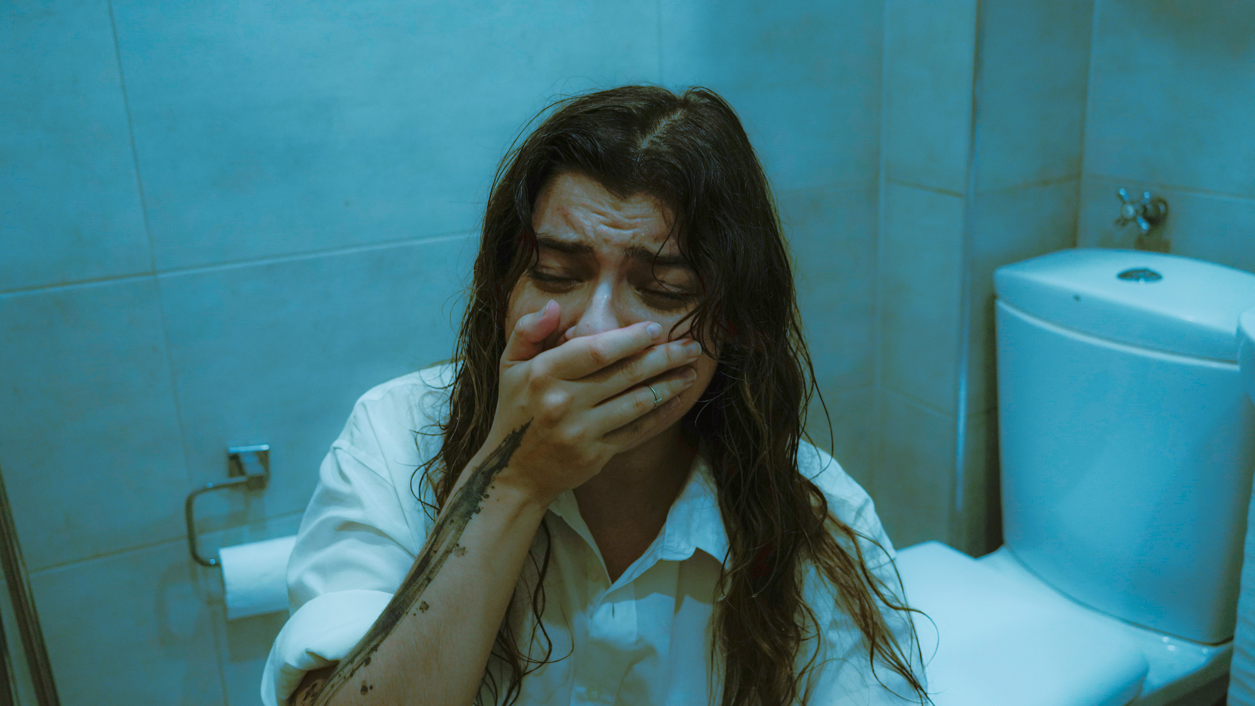 Надо спрятаться. Photographer Barcelona