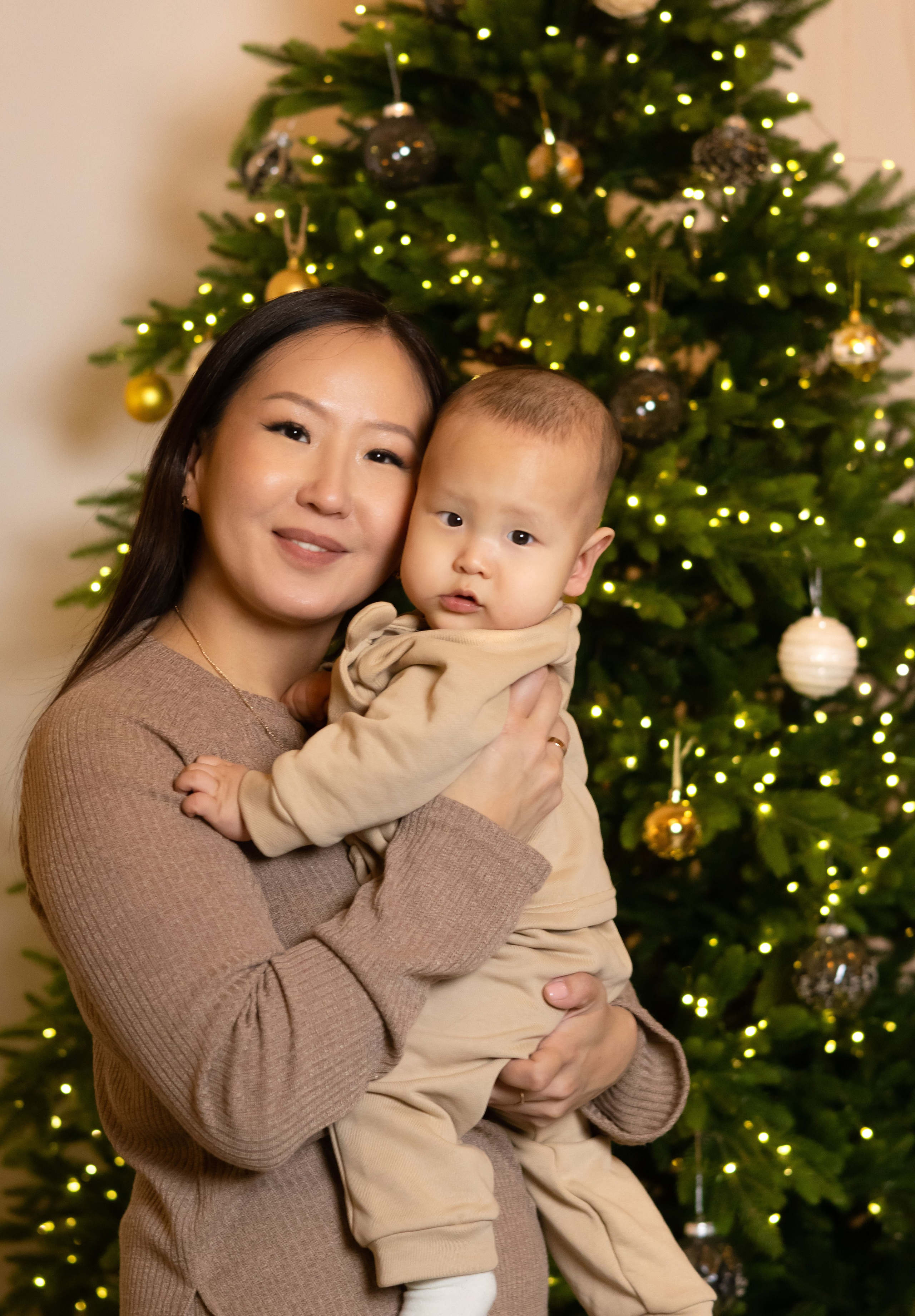 Очаровательная семья. Фотограф Якутск Зоя Николаева