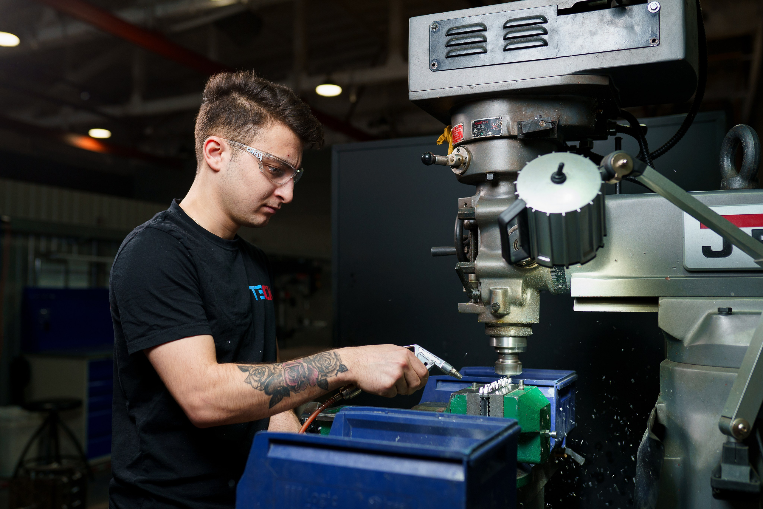 КОММЕРЦИЯ. Никита Аничкин фото и видео оператор из России