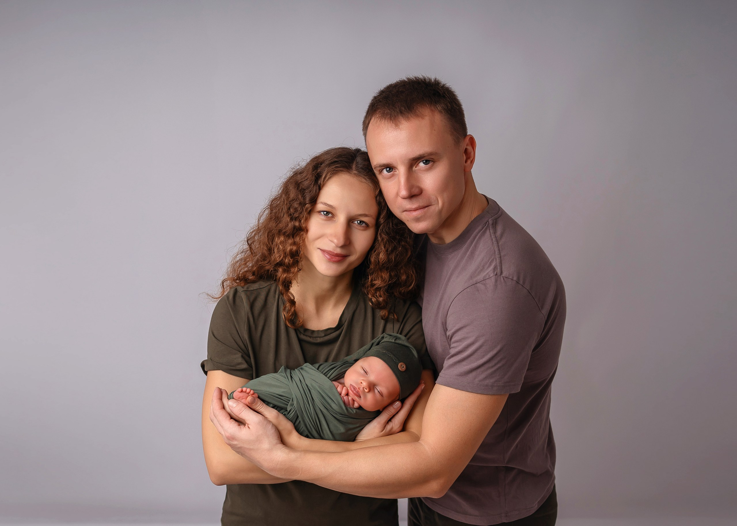 «Экспресс» + семейные кадры + доп. ретушь (13 дней). Фотограф новорожденных в Ялте