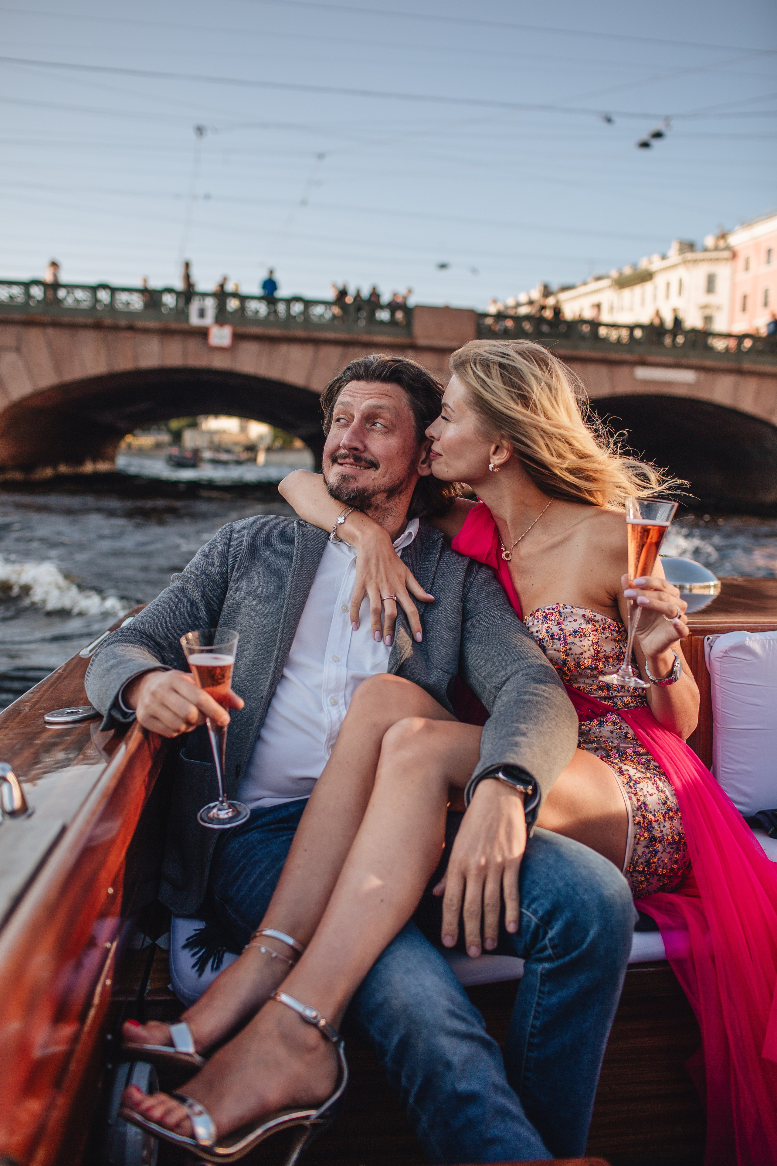 Прогулка на катере по рекам и каналам. Свадебный и семейный фотограф Спб Бошман Ирина
