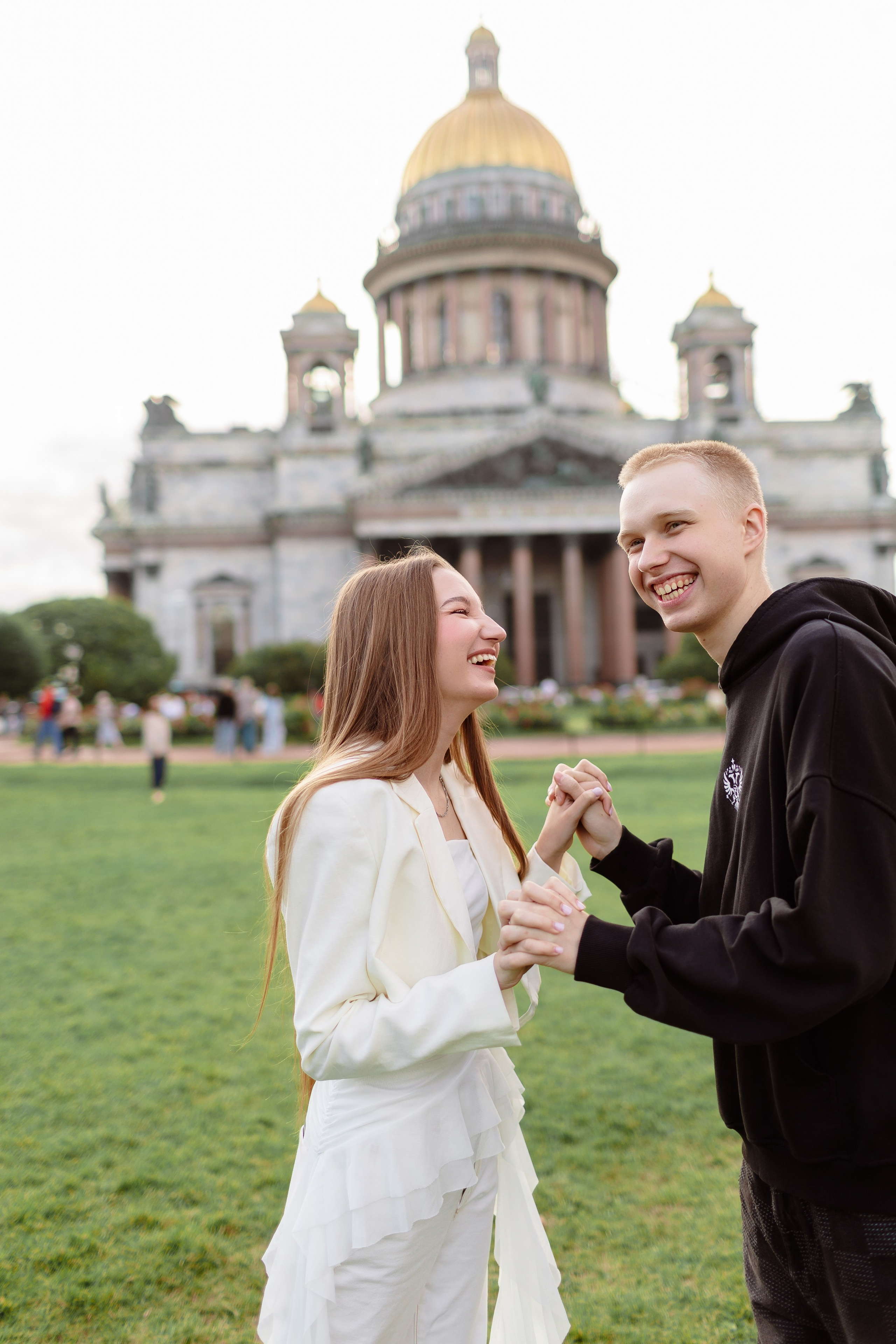 У Исакиевского. Свадебный и семейный фотограф Спб Бошман Ирина
