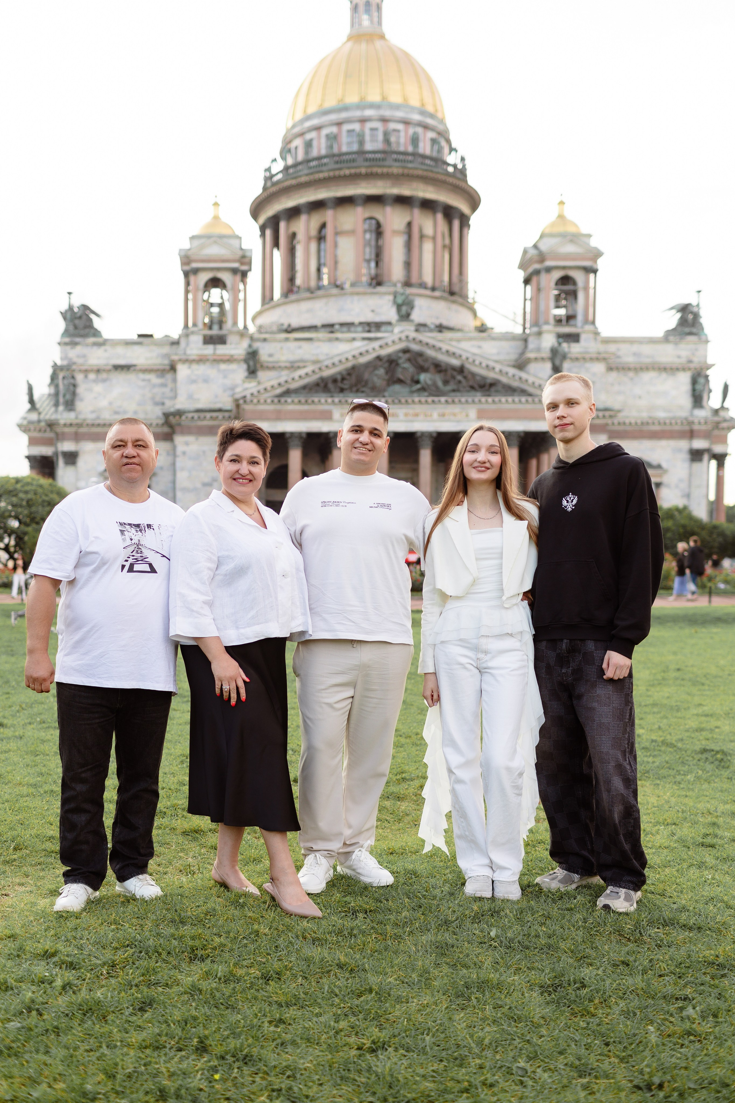 У Исакиевского. Свадебный и семейный фотограф Спб Бошман Ирина