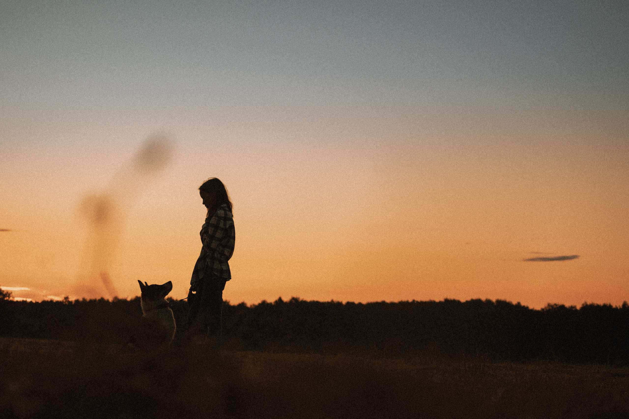 Девочки и рассвет. Фотораф — анималист Мария Шистка