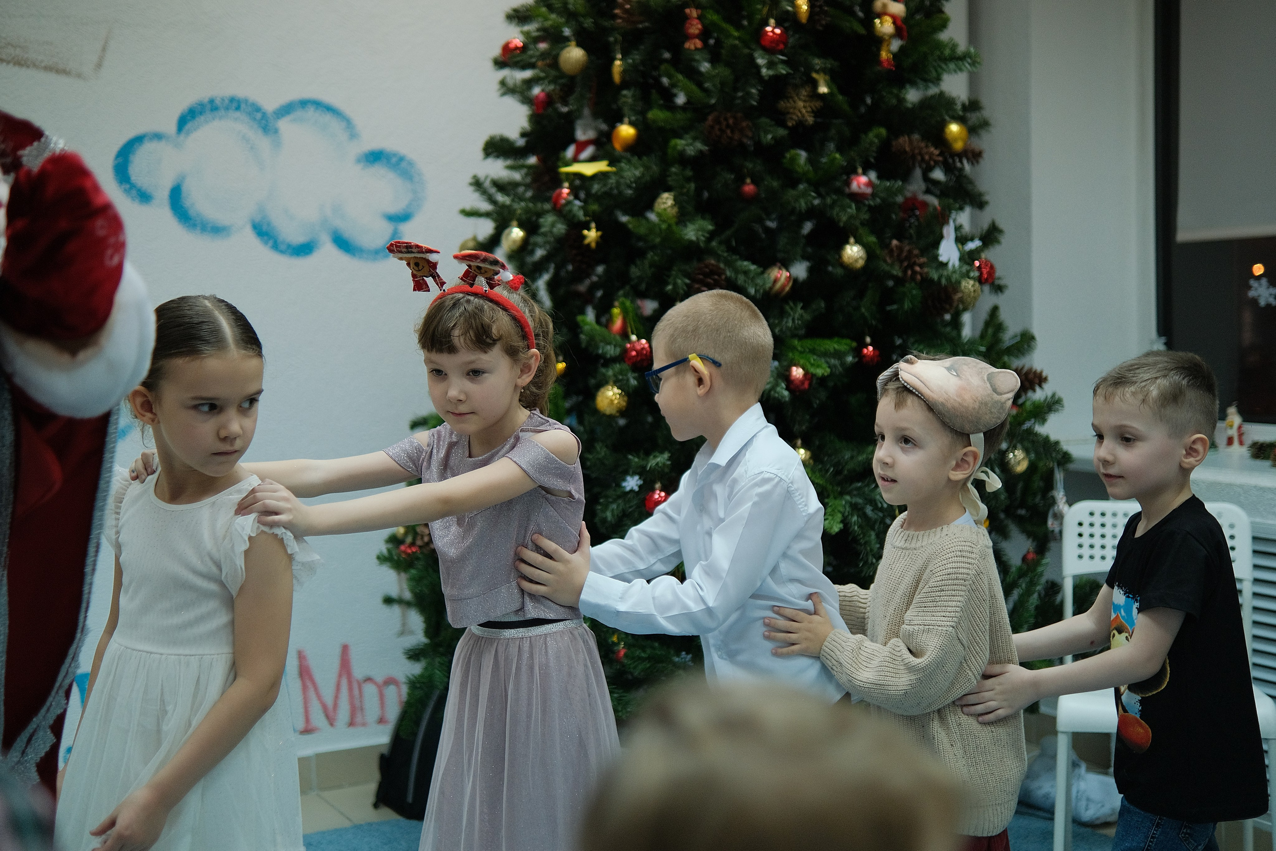 Мир знаний (Новогодний утренник). Serg_film