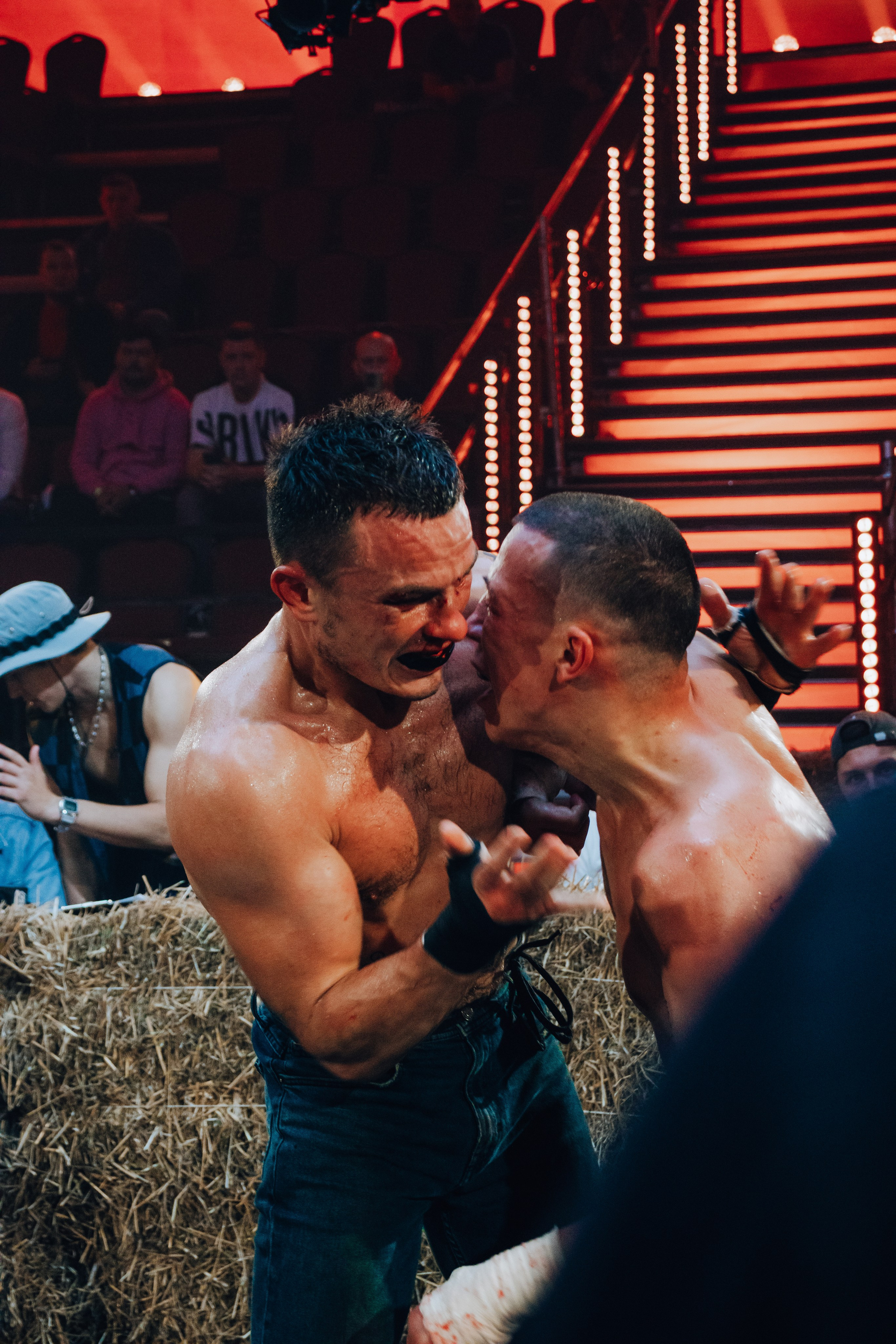 Кулачные бои TopDog. Анастасия Тен