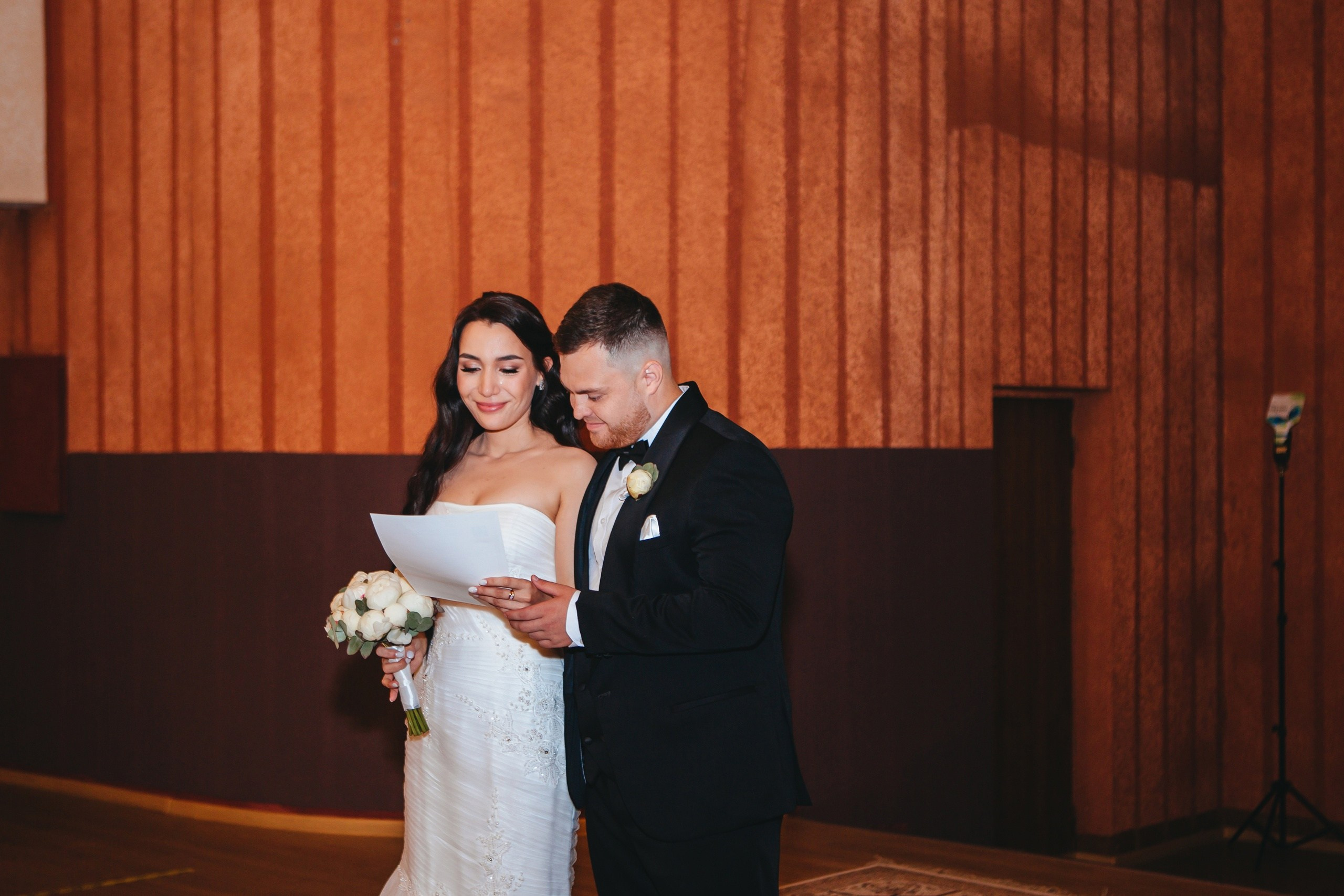 Цветущая любовь. Семейный и свадебный фотограф Сочи Адлер Сириус Красная поляна