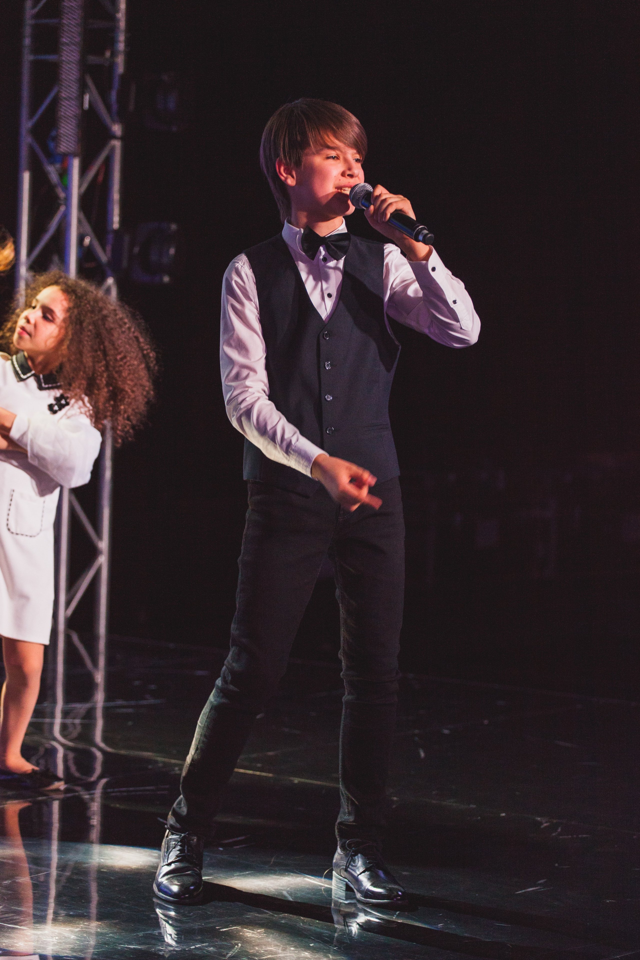 О2ТВ группа СТРАНА. Видеооператор/Фотограф Николай Завьялов