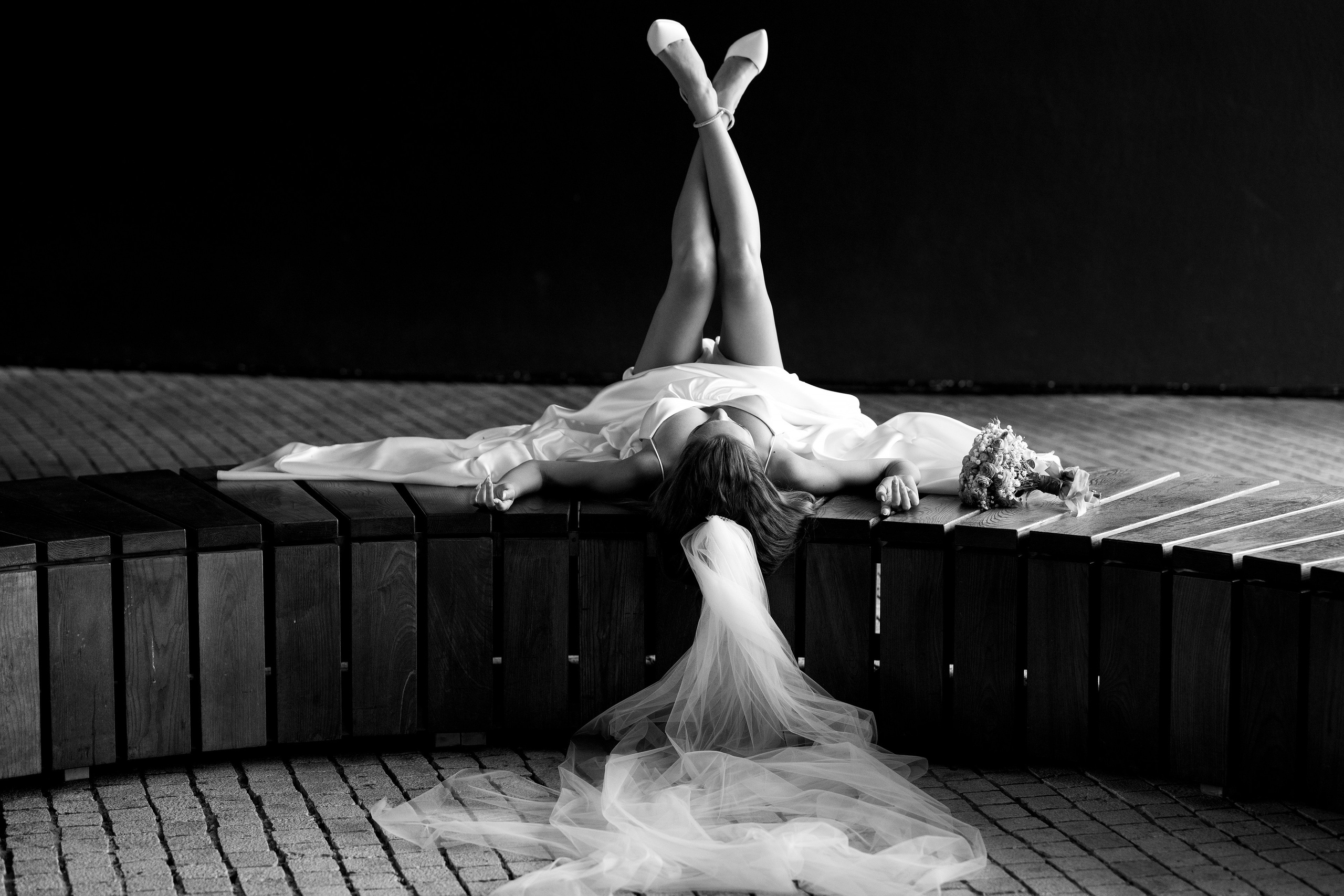 Фотосессия невесты в парке Галицкого (Краснодар). 