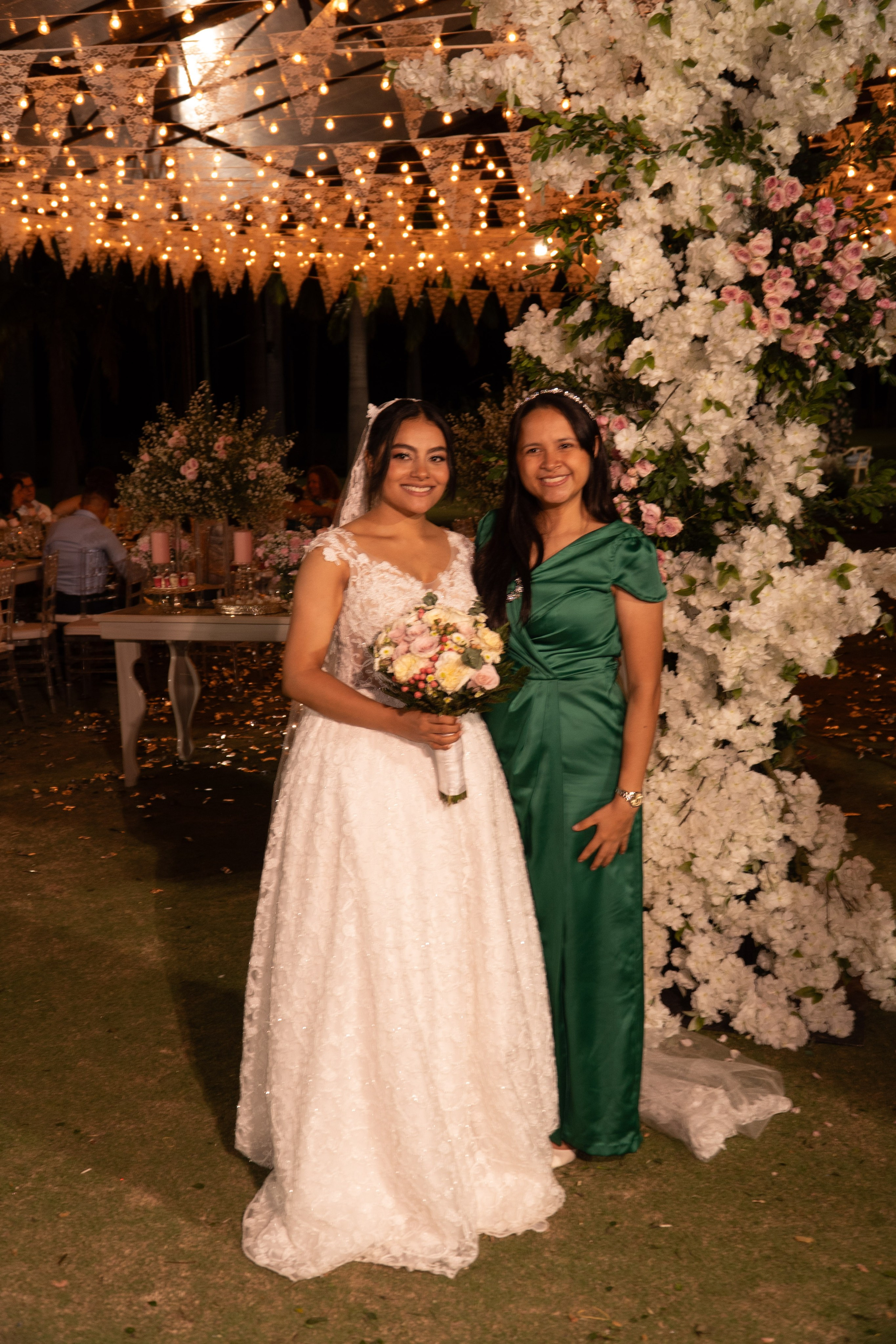 Carola & Gerson. Wedding Photographer in Barcelona and Medellin