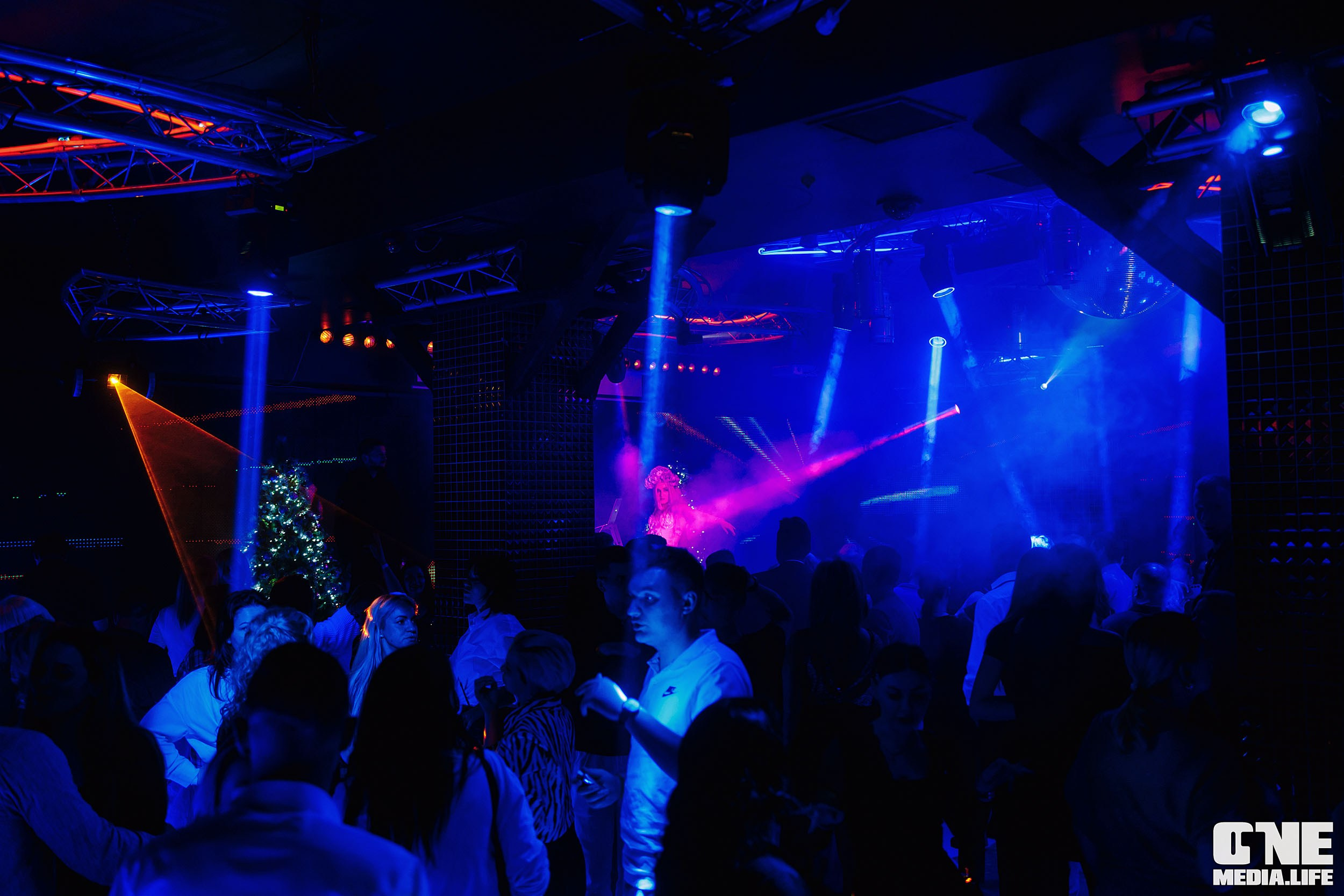 Фоторепортаж из РК Планета. One Media Life: фоторепортажи, фотоотчеты с мероприятий и заведений