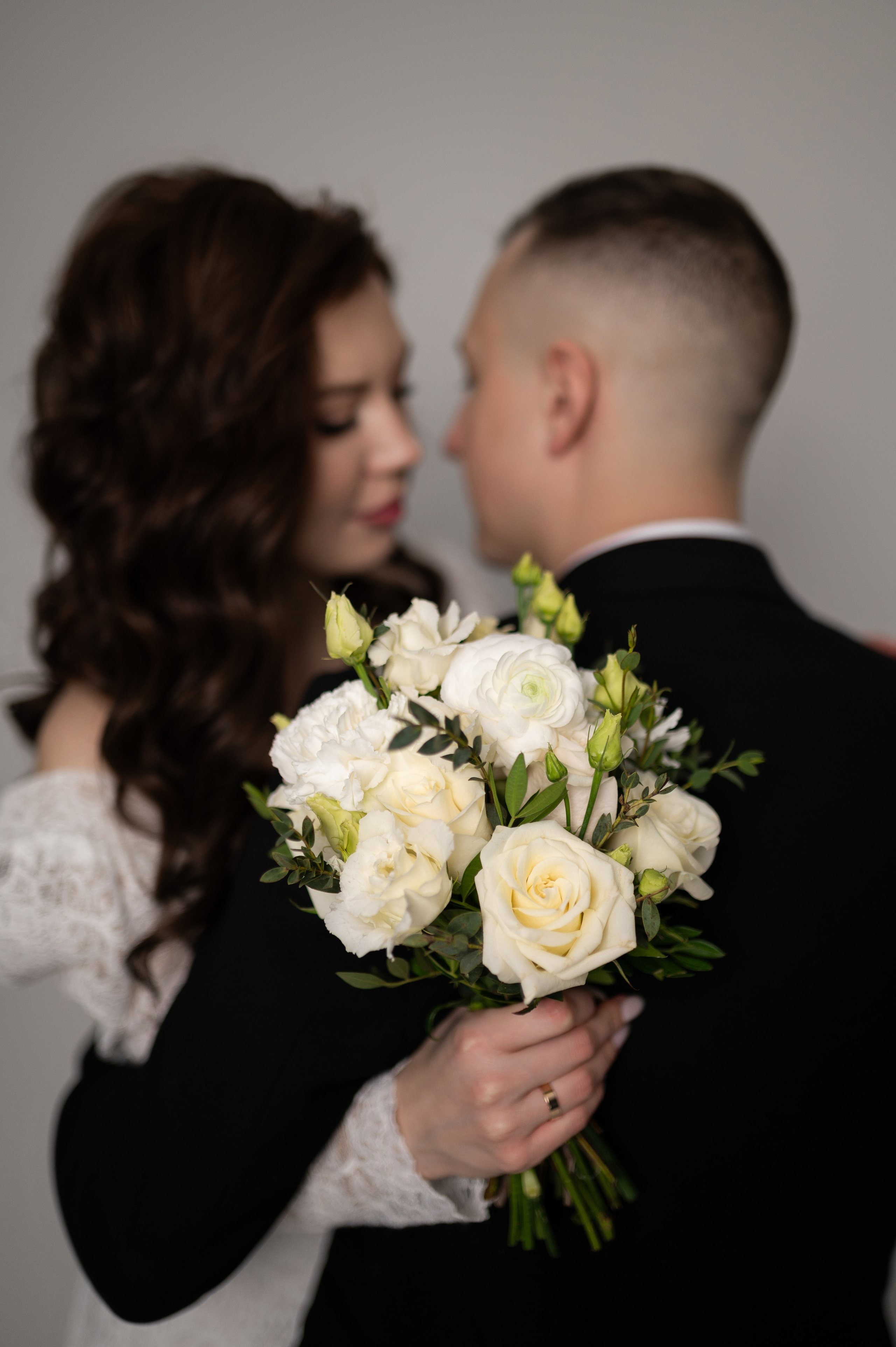 « Возможно, в этом мире ты всего лишь человек, но для меня ты — весь мир». Твой личный проводник к красивым фотографиям в Старом Осколе