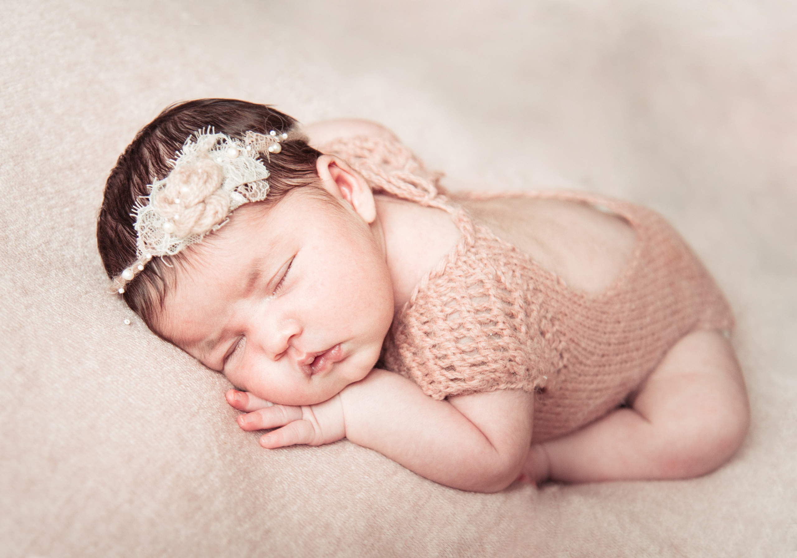 Фотограф новорожденных Анна Дырда