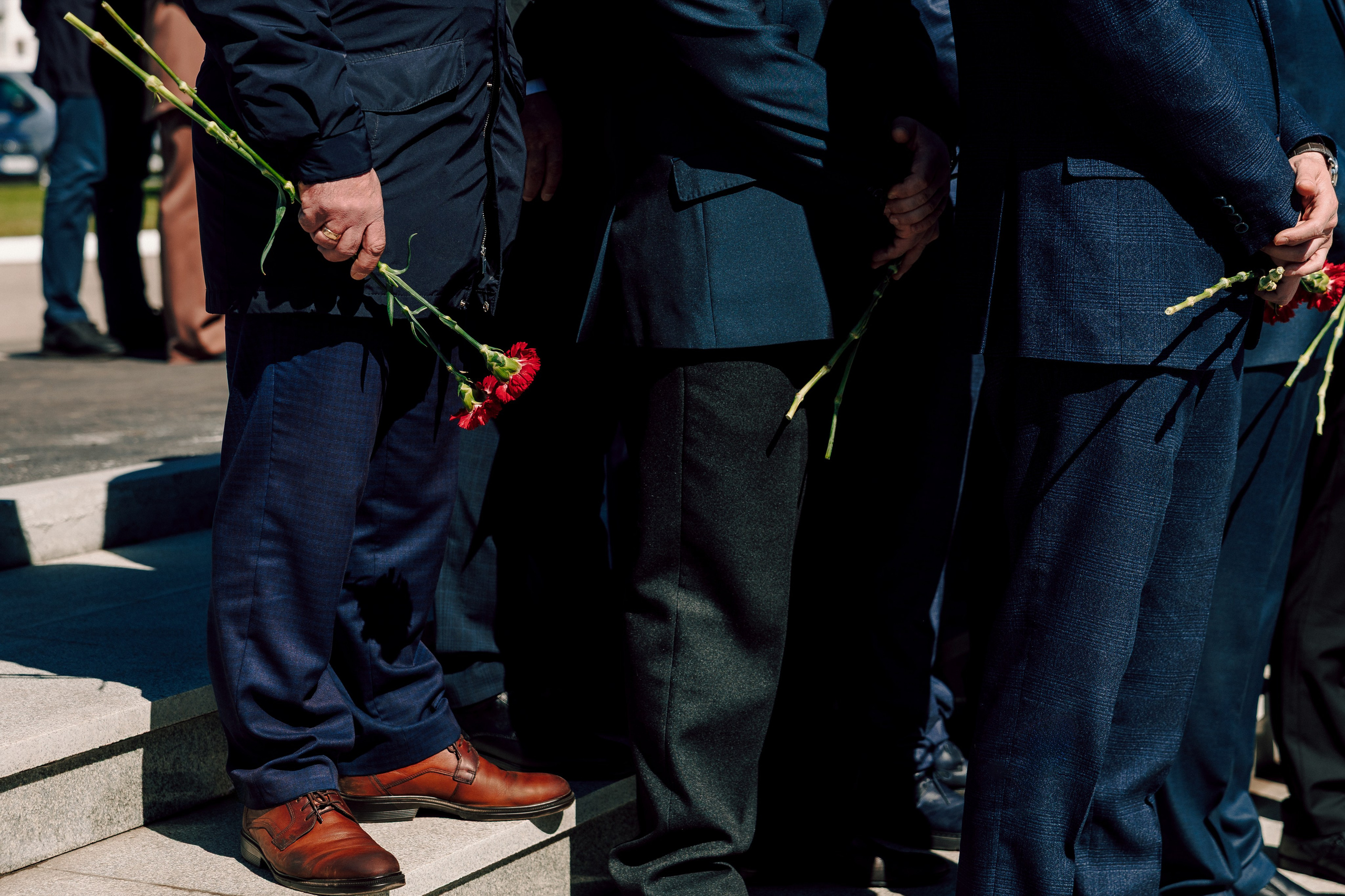 Торжественный митинг, посвящённый открытию Мемориала Славы воинам-новотрубникам. Лёшка Варзегов — фотограф