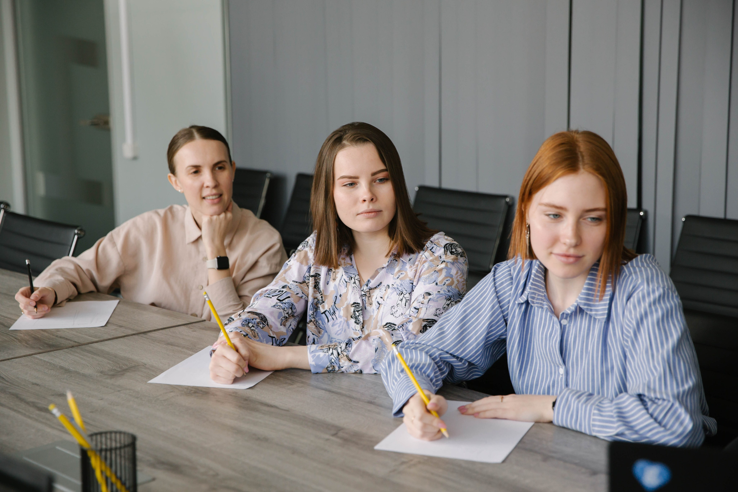 Офисный вайб. Фотоархив giper.fm