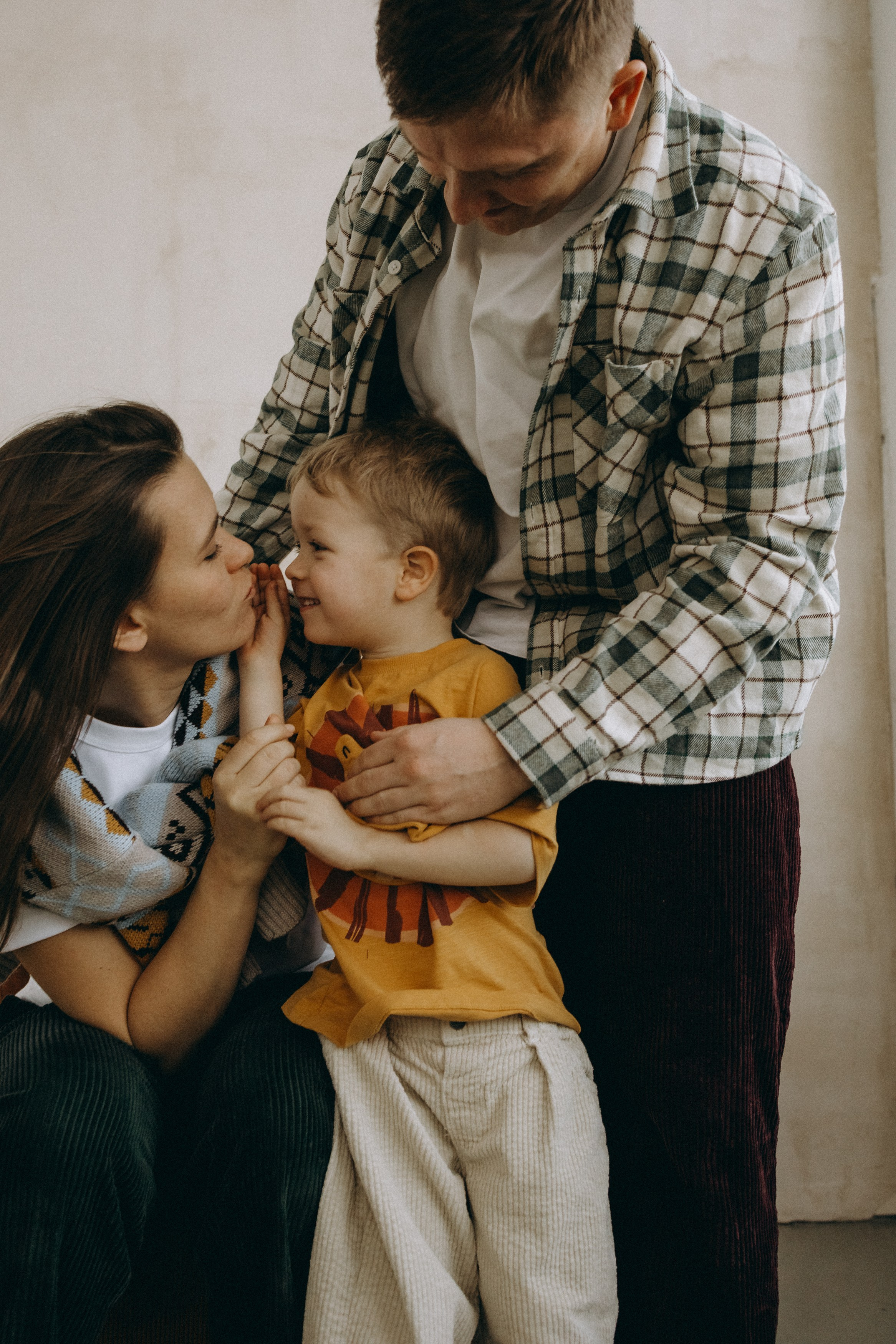 Наташа, Леня, Дима. Главная