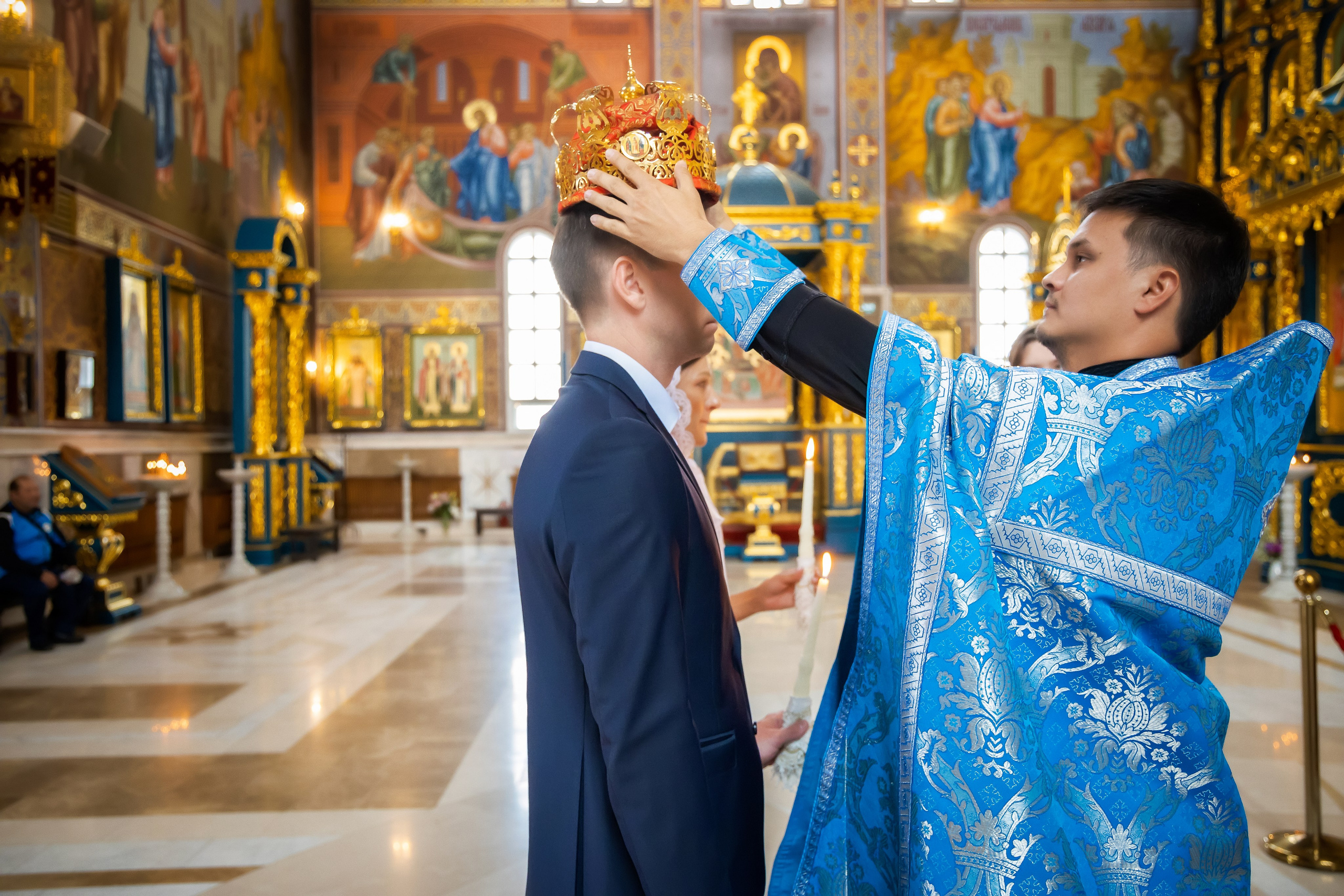 В Храме. Семейный и Свадебный фотограф в Астане Александр Астапов